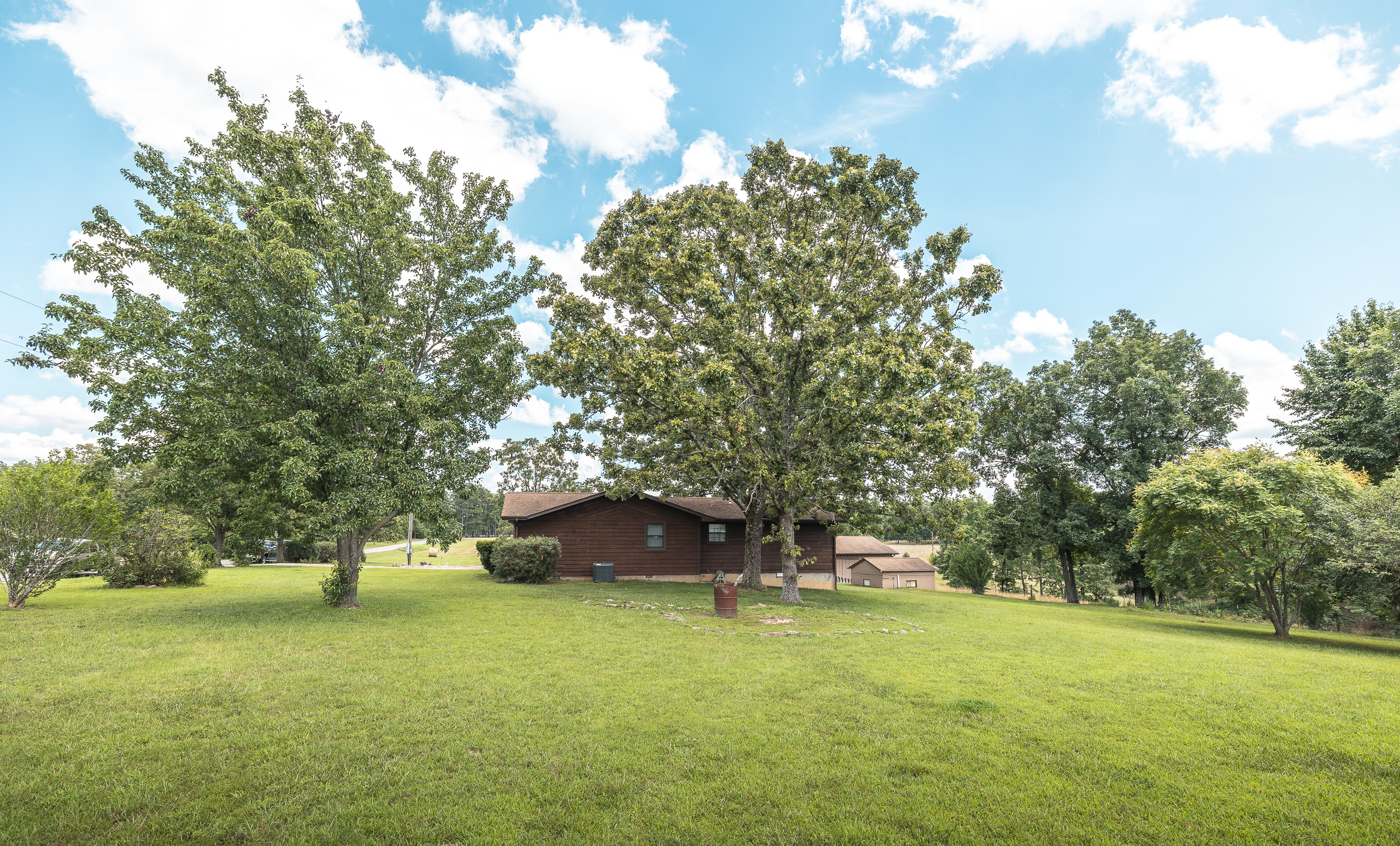 Listing Image 48