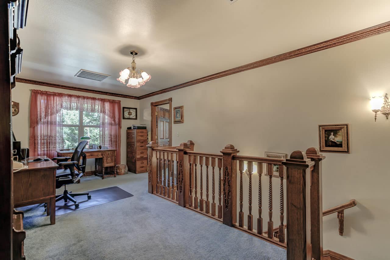 Victorian and Shop on 6 Acres