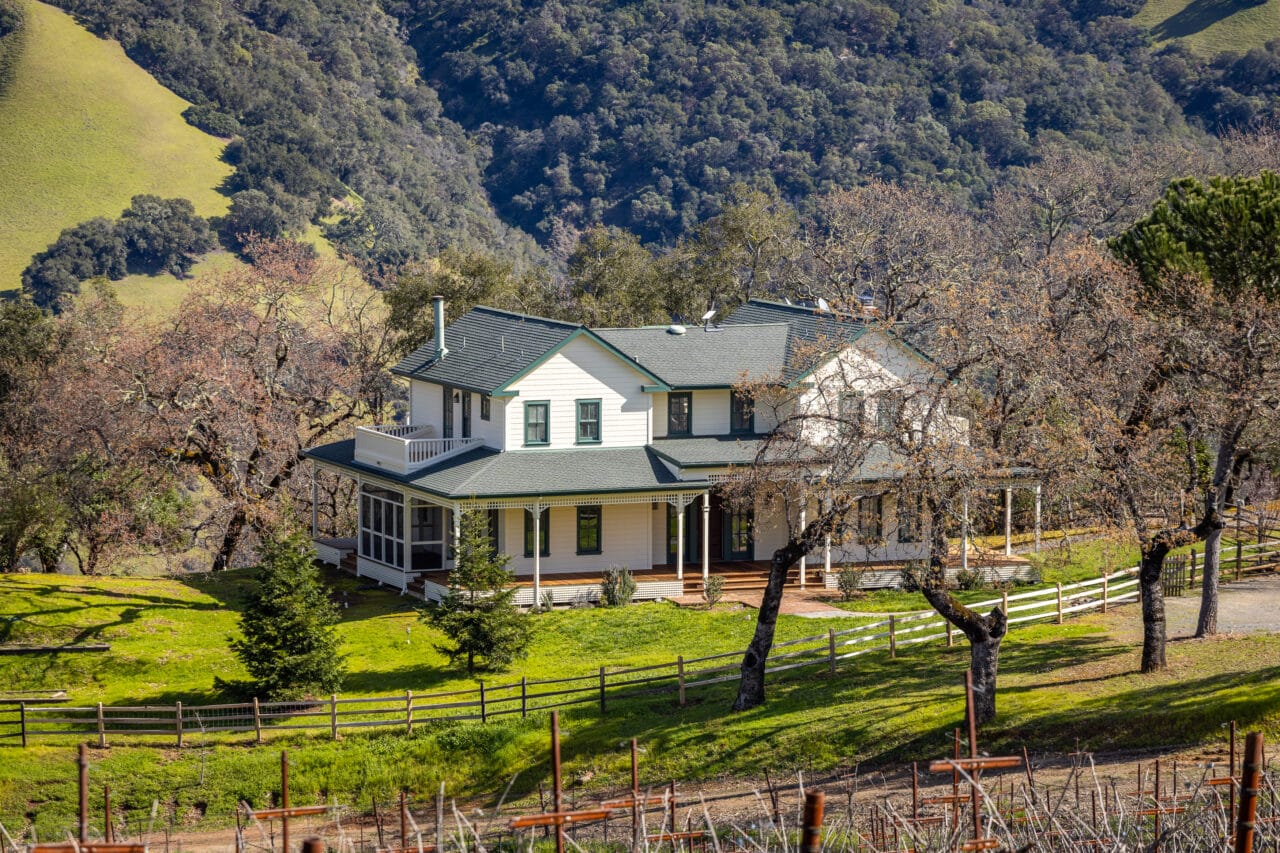 Listing Image 19