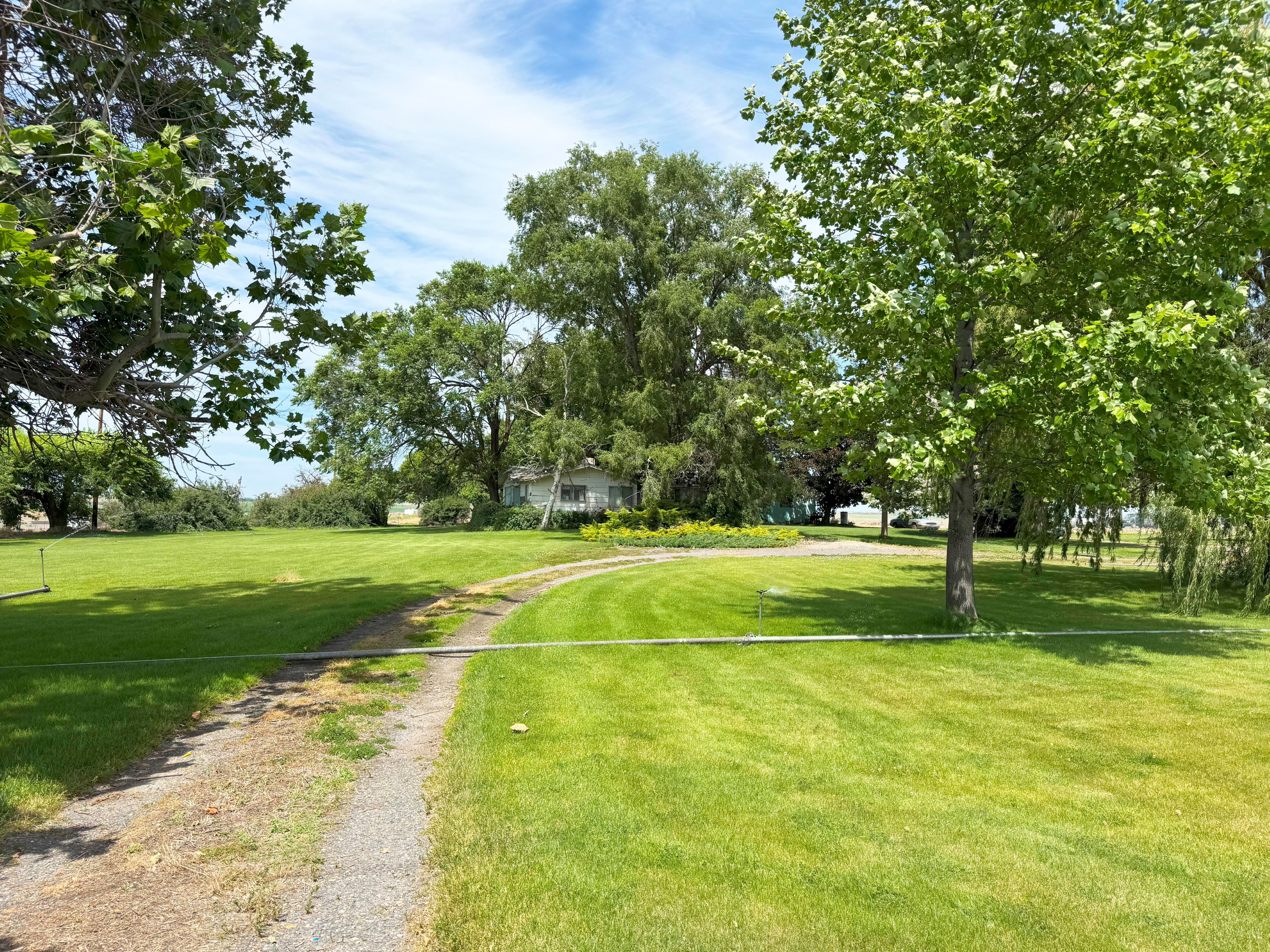 Freeway Frontage in the county!