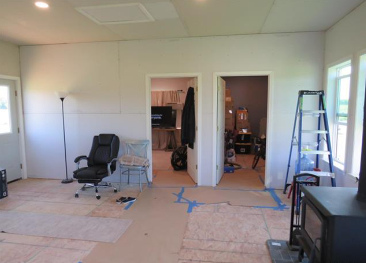 Listing Image 19
