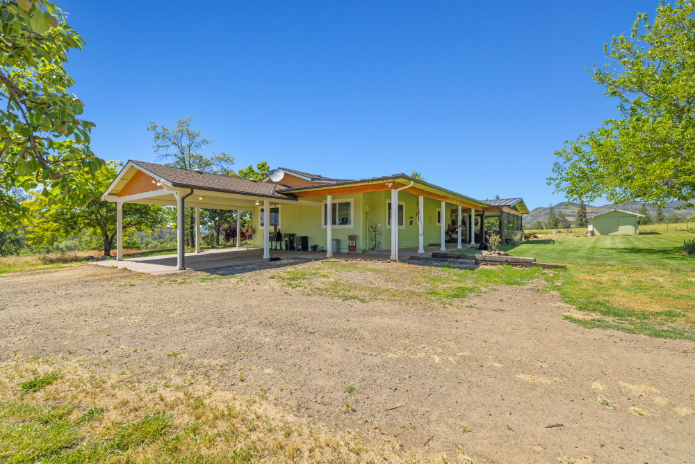 800 Hillandale Circle