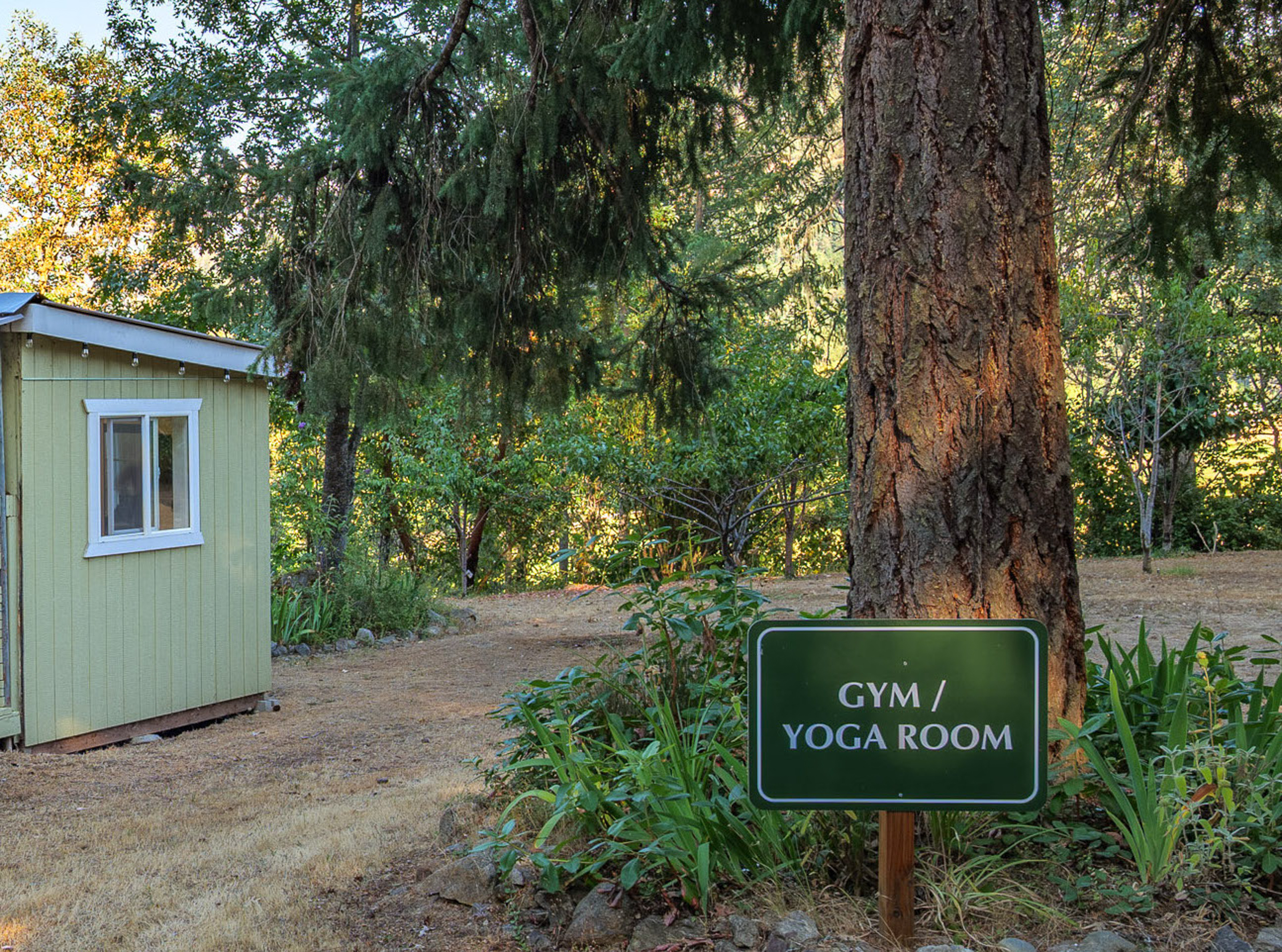 Applegate River Retreat - 11677 Hwy 238