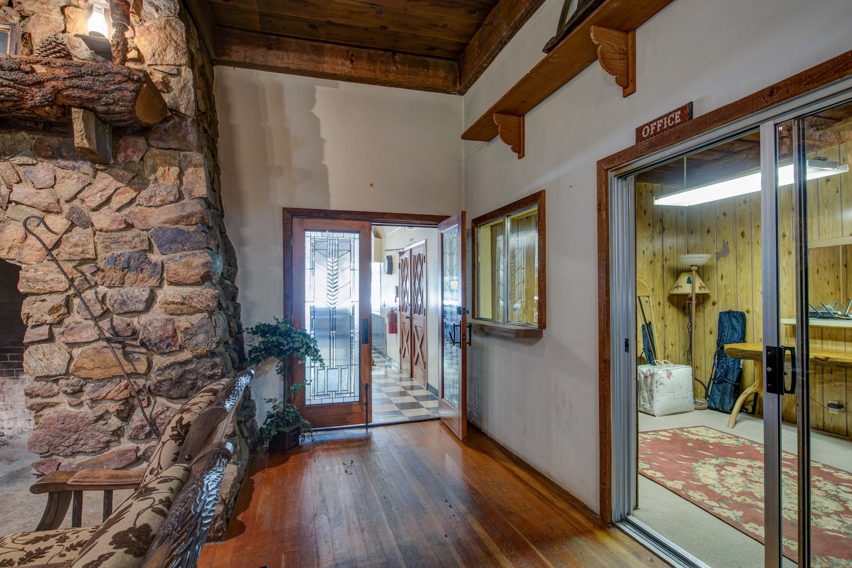 Camp Nelson Lodge