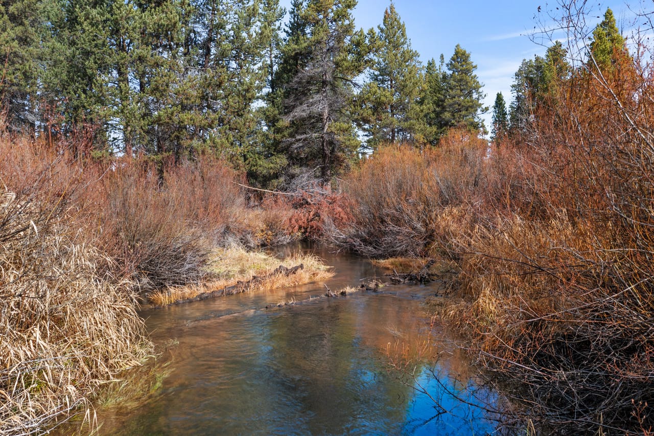 141580 N Hwy 97 - Tranquil Riverfront Home for Sale