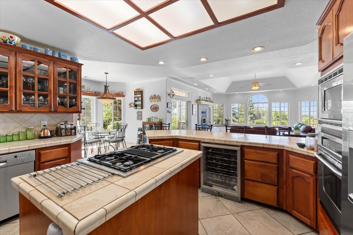 Alger Vineyards and More