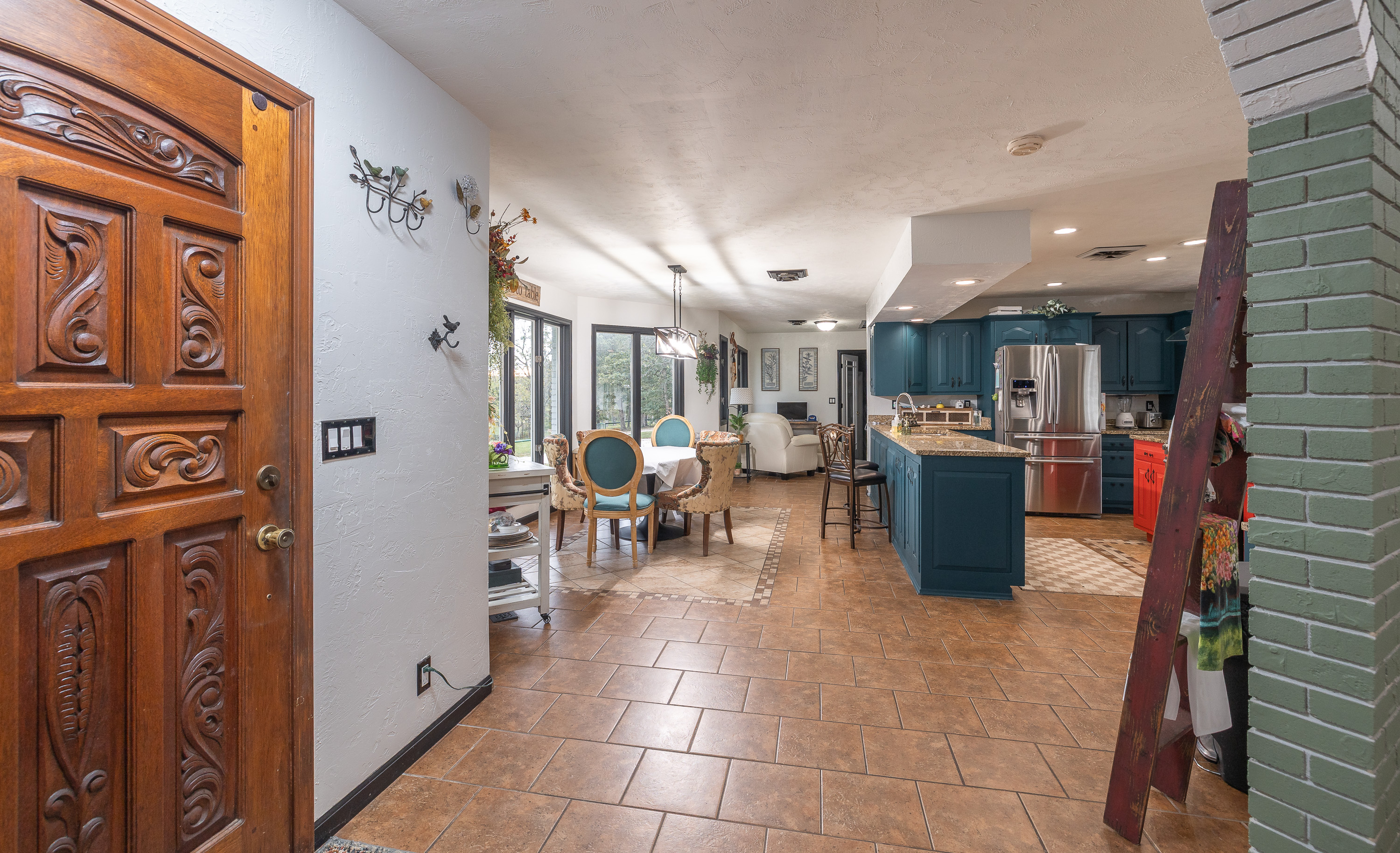 Listing Image 21