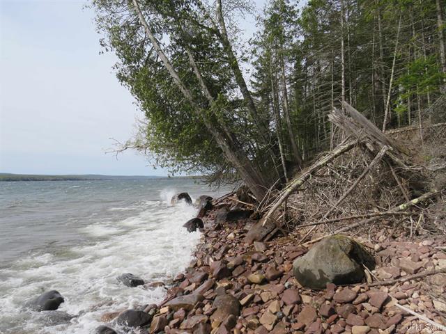 Lake Superior Waterfront 50176291