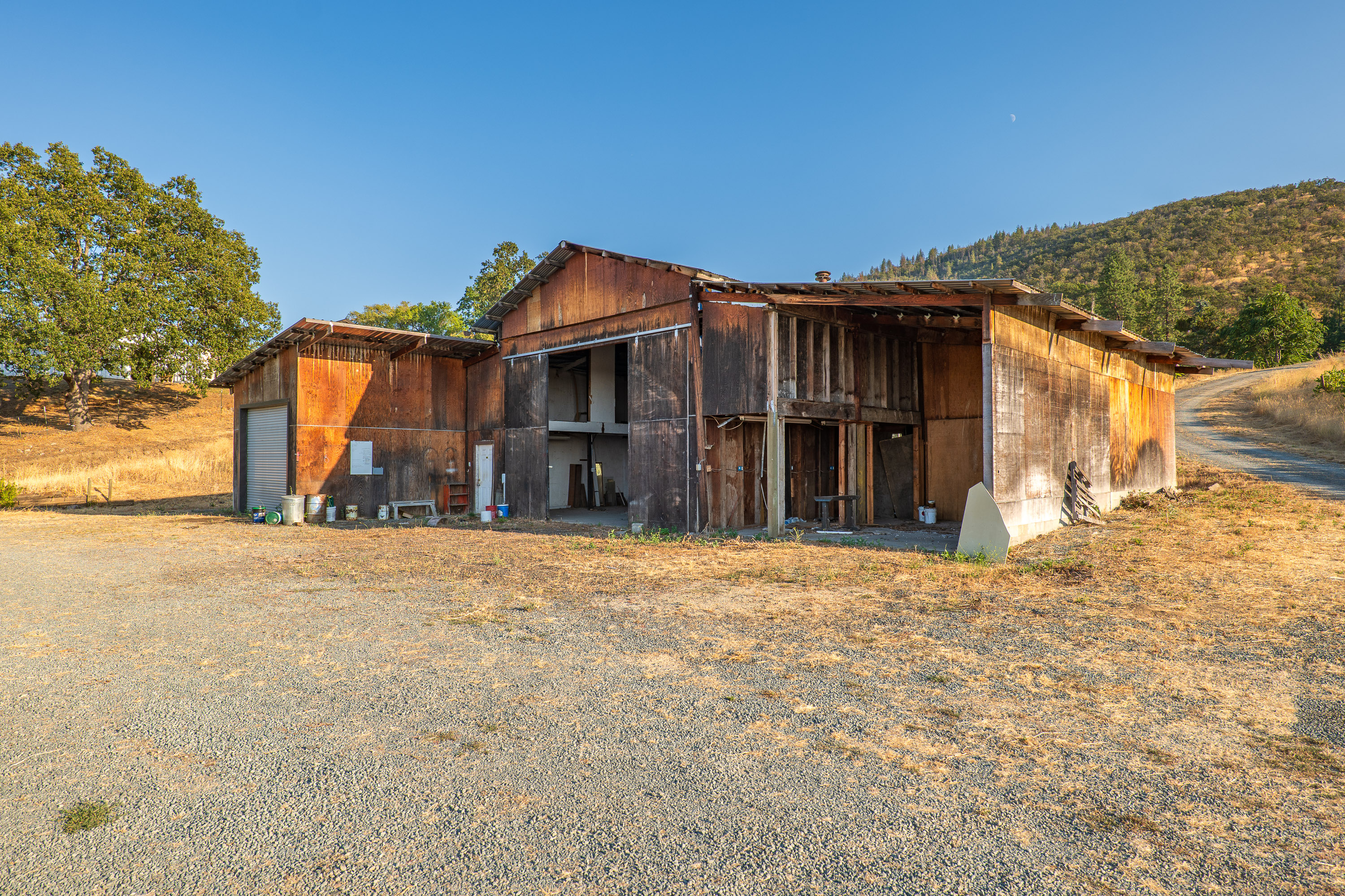 Listing Image 28