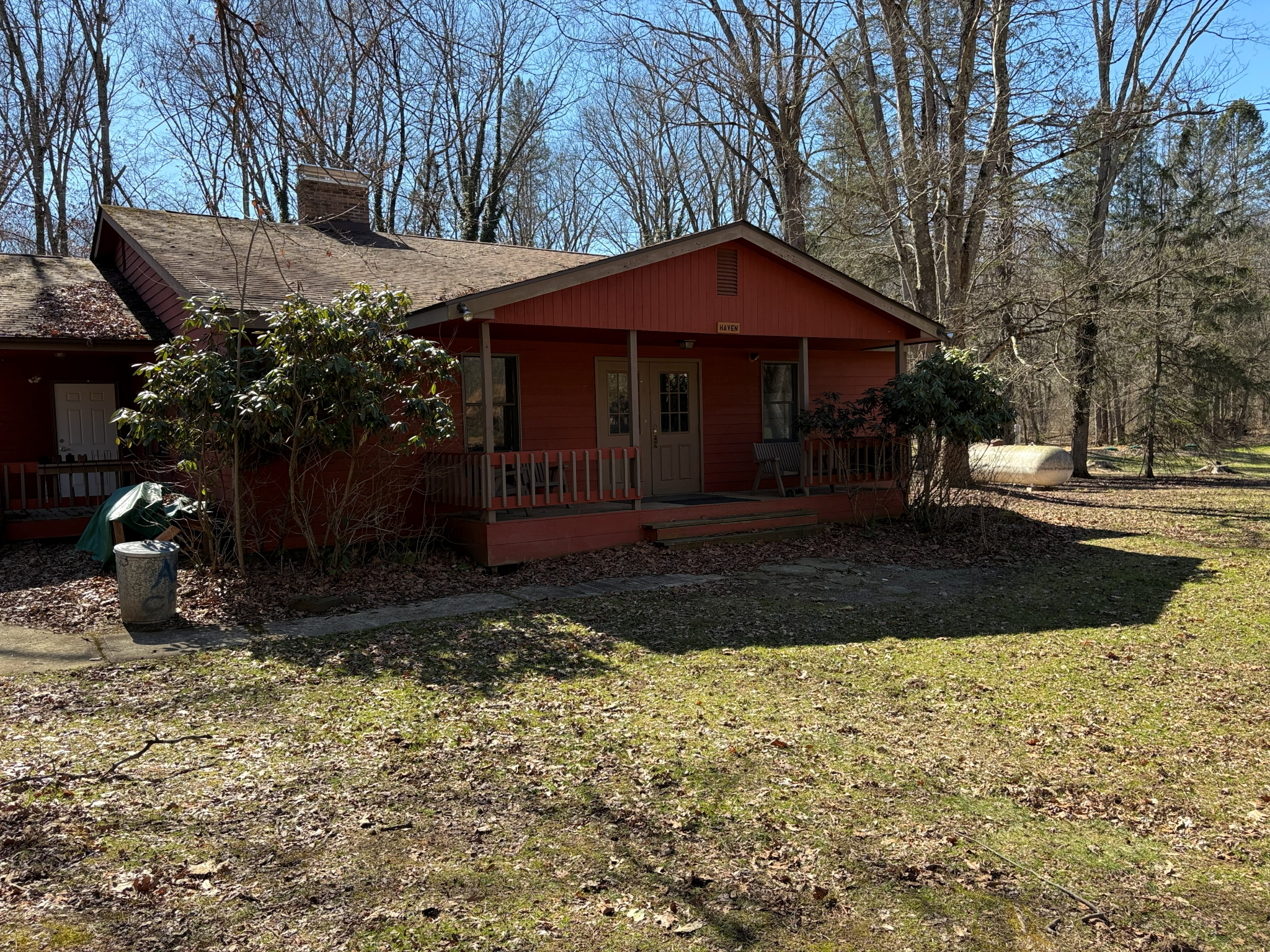 Listing Image 4
