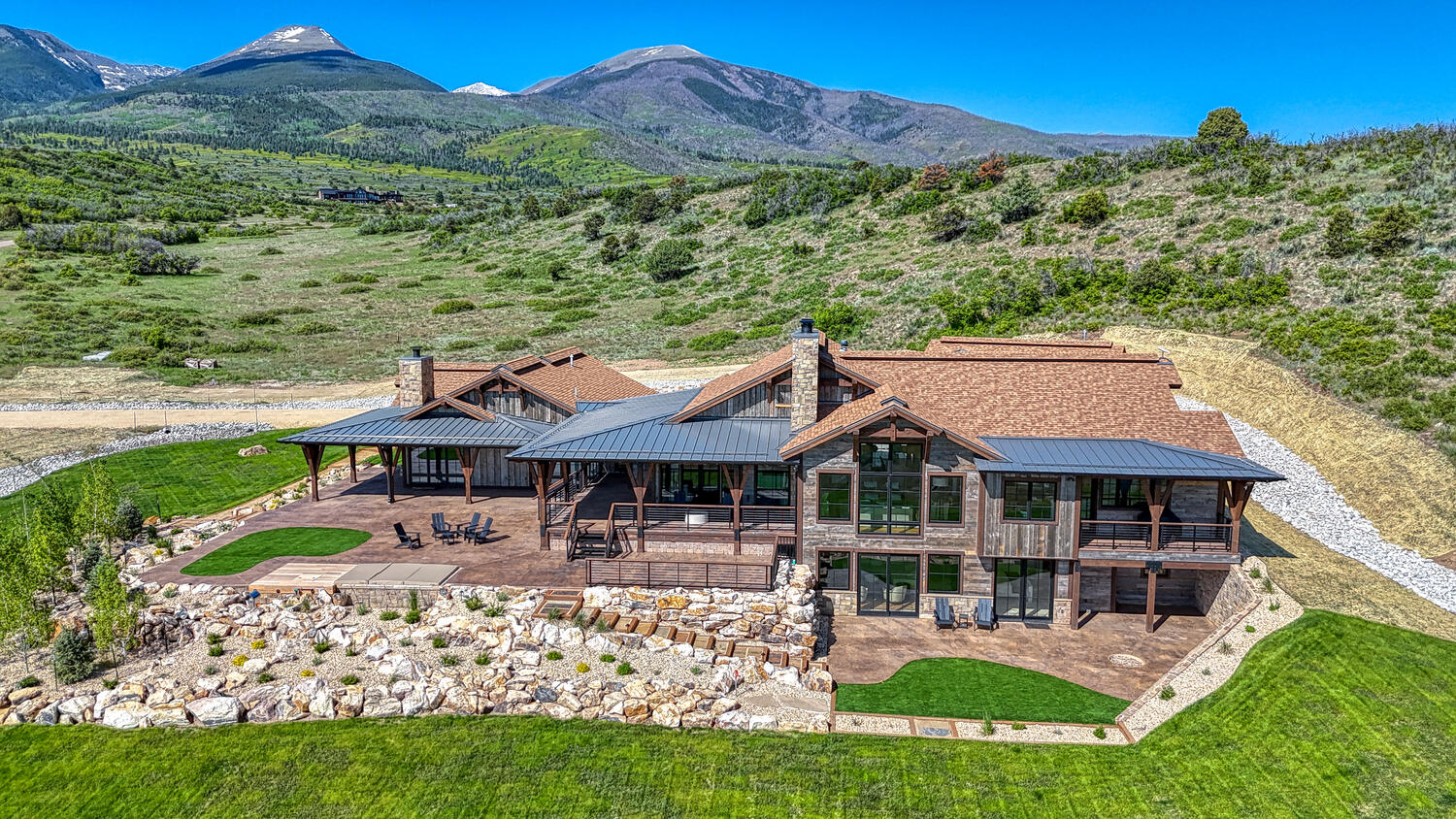 An heirloom-quality ranch estate set on 100 private acres at Maytag Mountain Ranch.