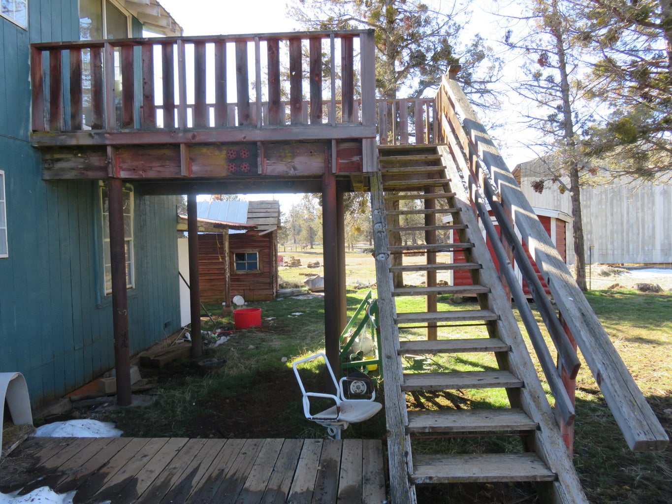 Lennon Lookout Ranch