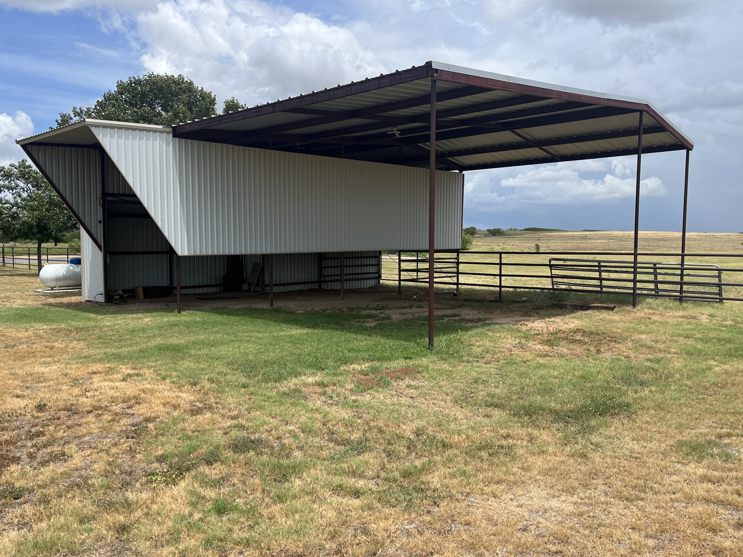 Listing Image 16