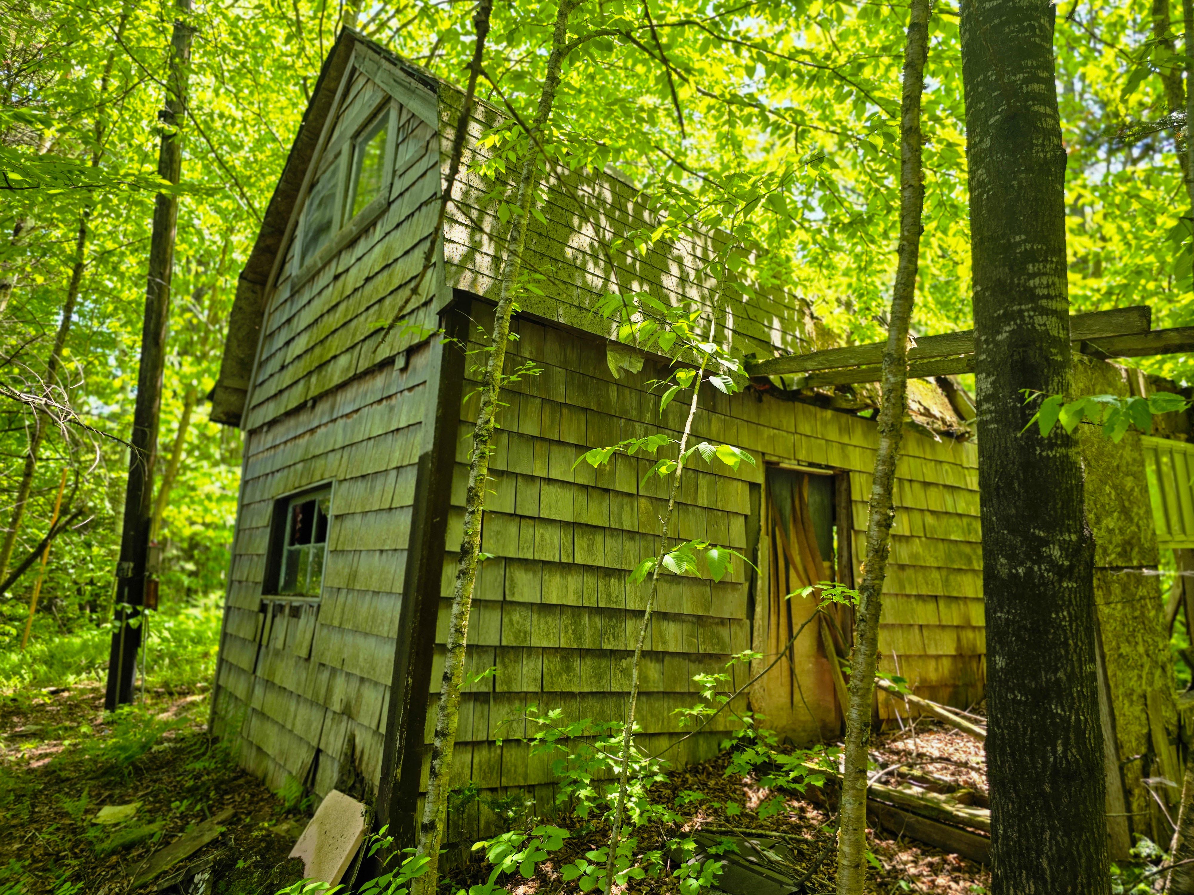 150 Spur Rd - Bloomfield