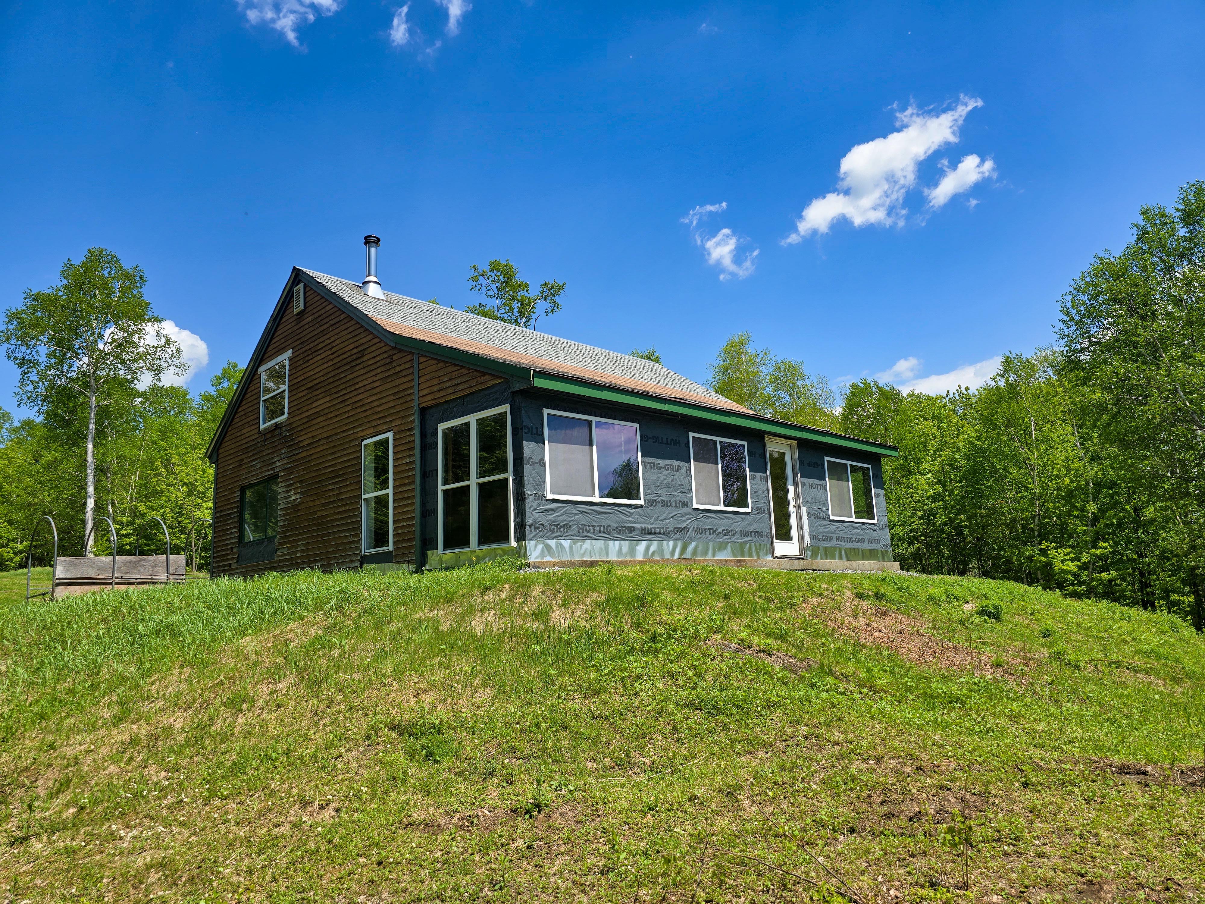 Listing Image 10