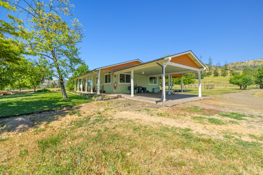 800 Hillandale Circle