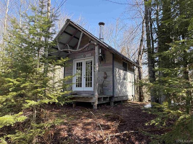 Remote Off Grid 80 A w/Cabin 50173610