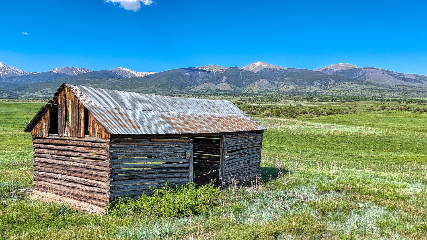 Looking for the perfect mountain ranch with none of the associated headaches? This is it!