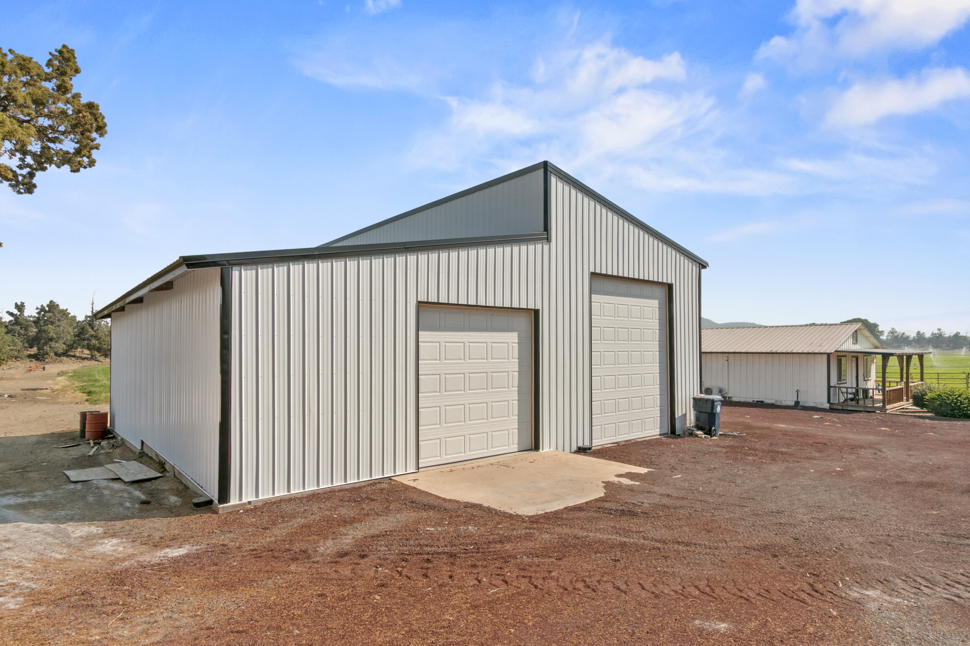 Listing Image 16