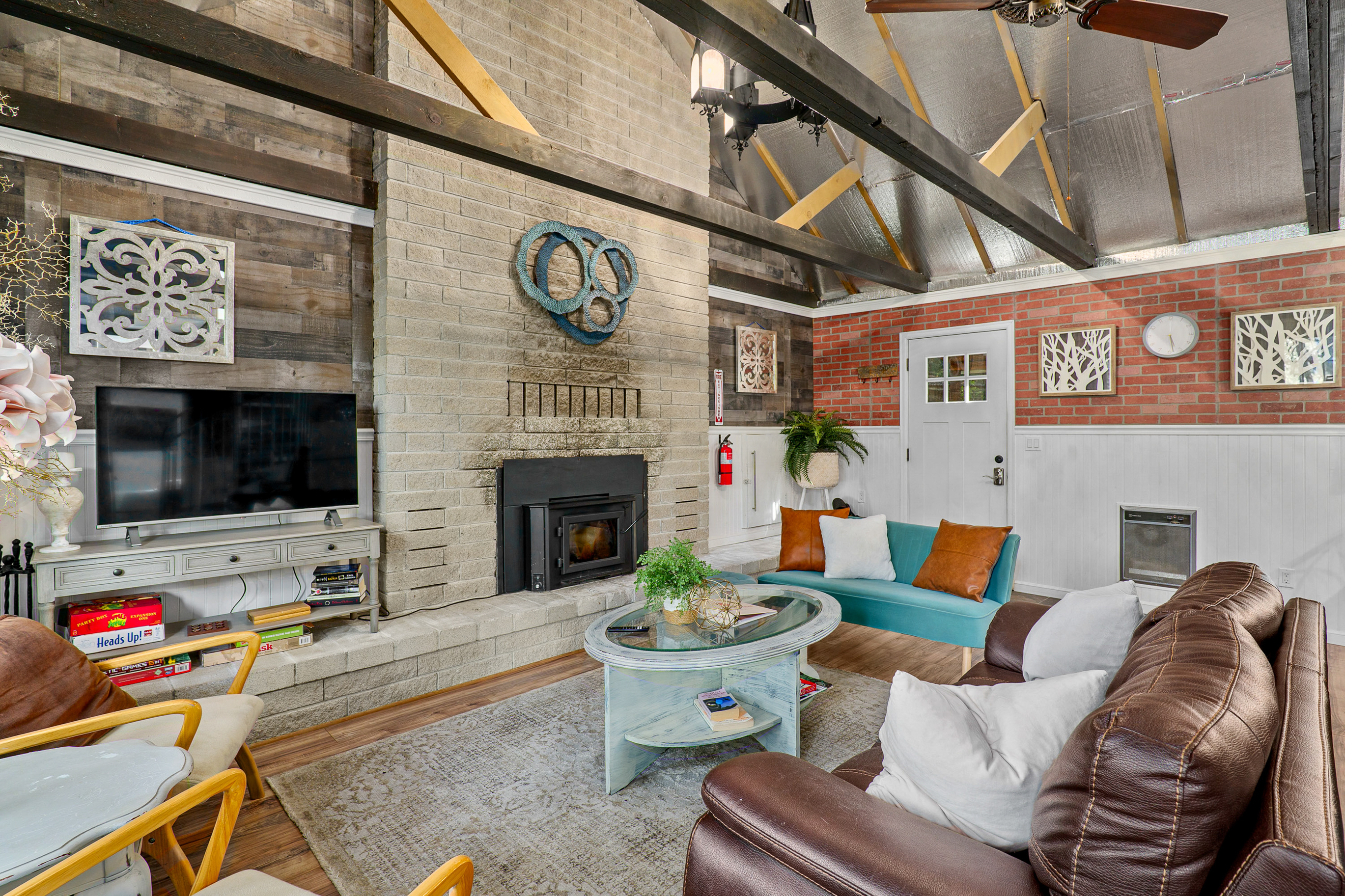 Applegate River Retreat - 11677 Hwy 238