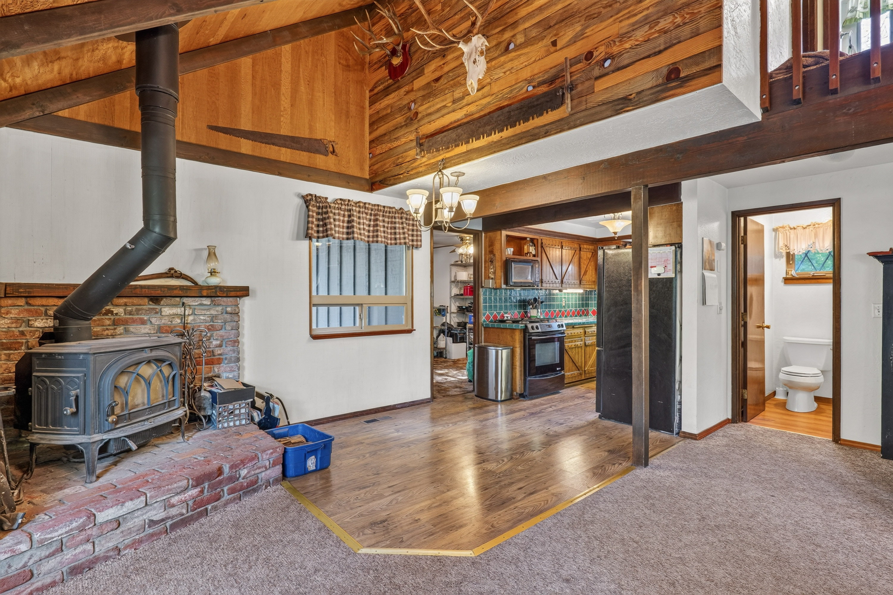 Listing Image 9