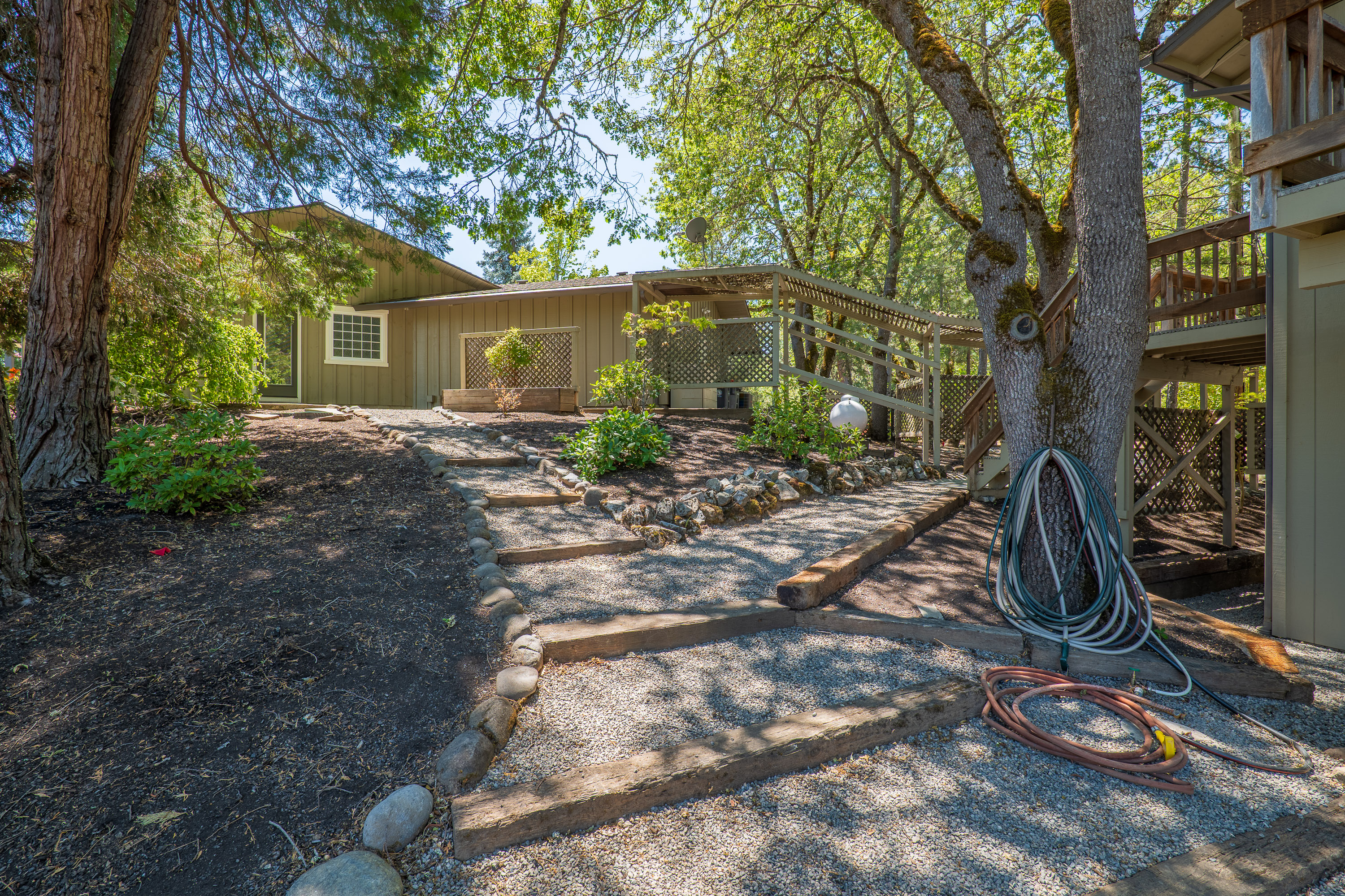 Listing Image 52