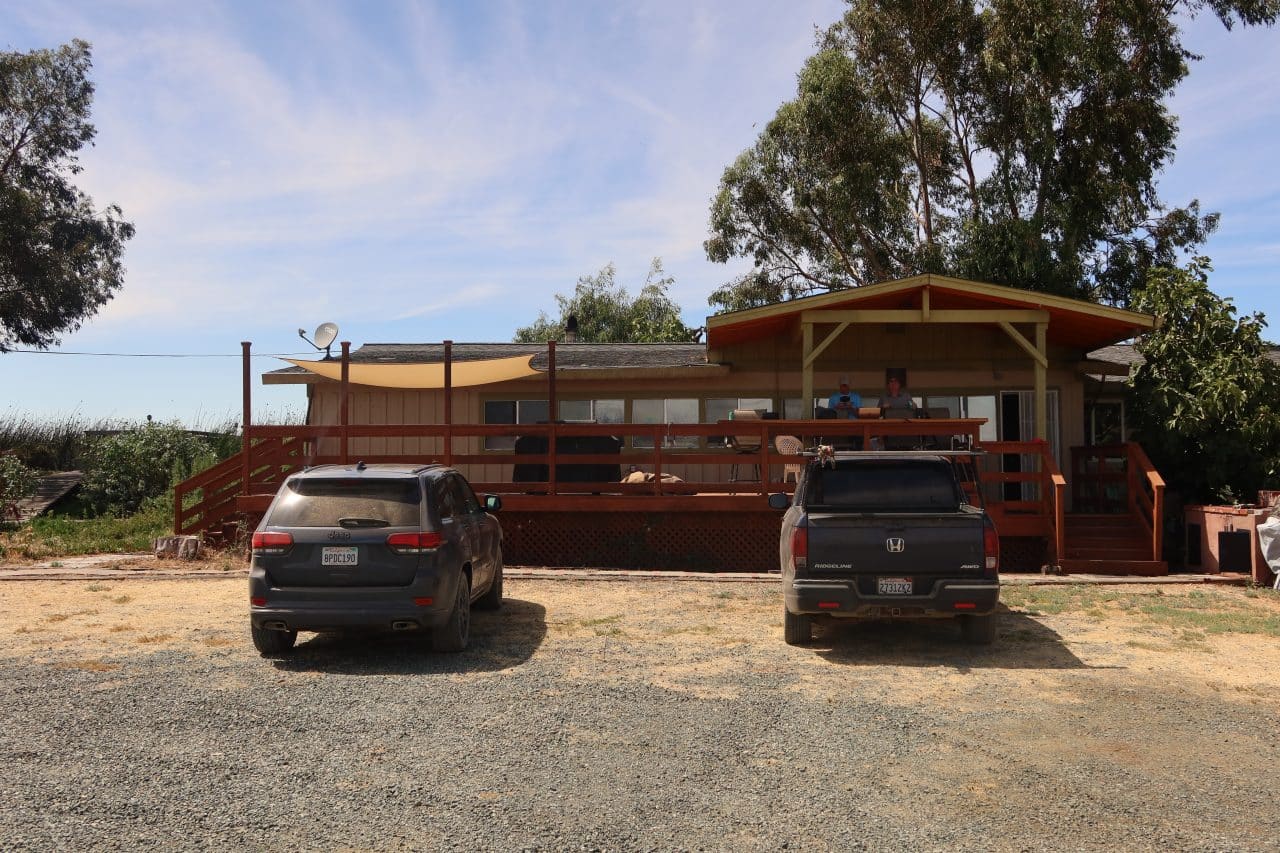 Listing Image 5
