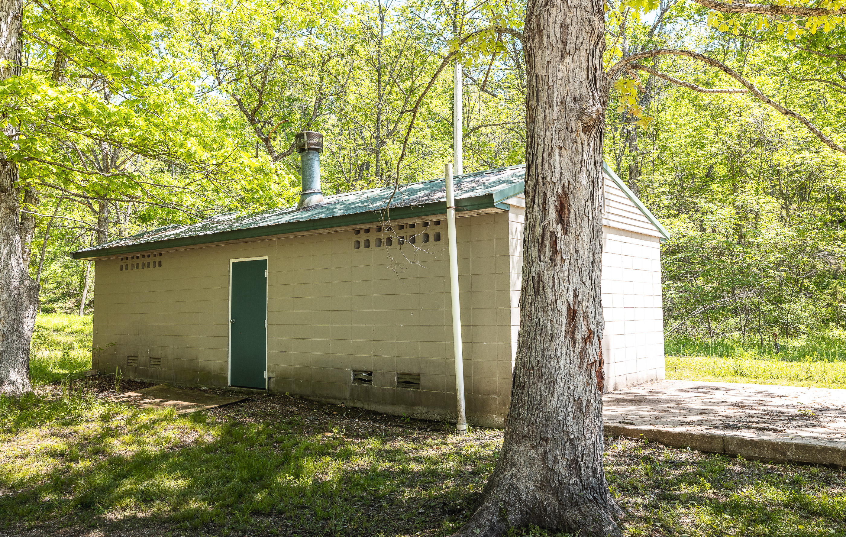 Listing Image 23