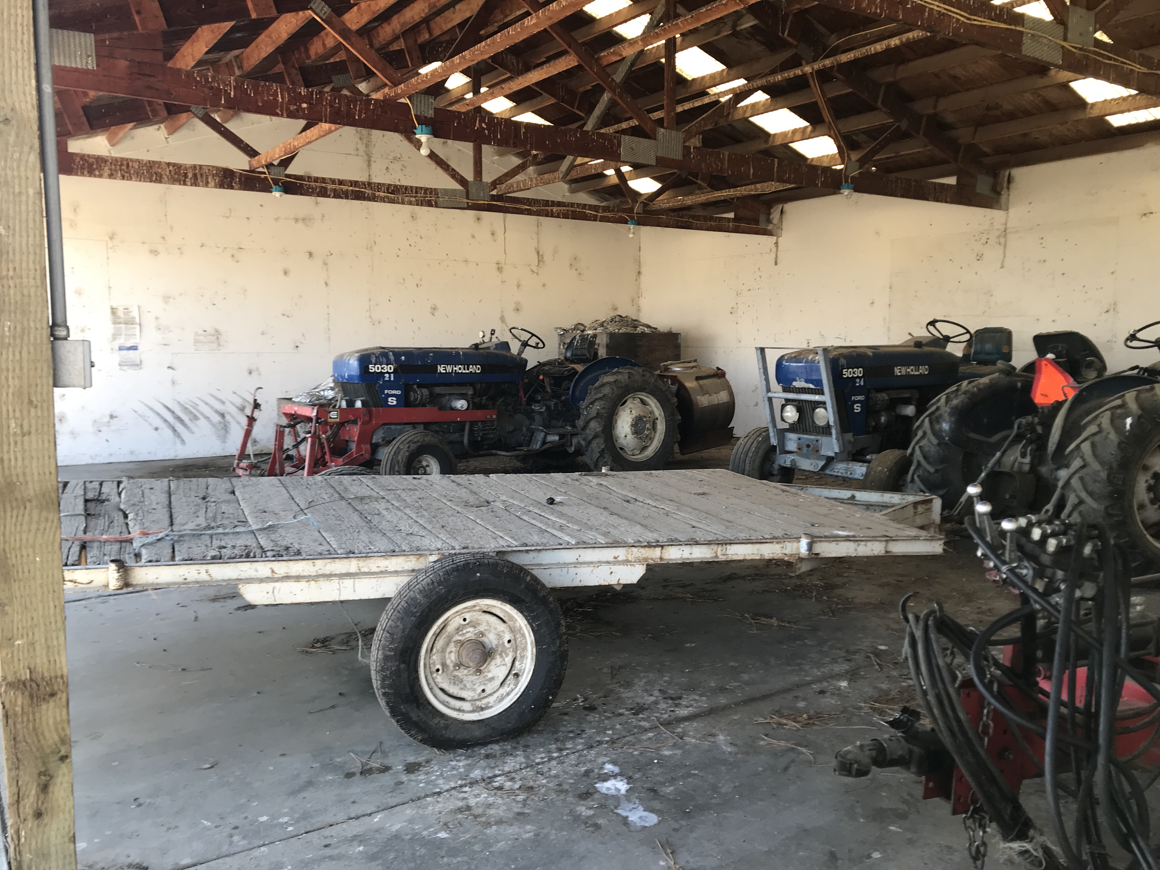 Apple Orchard w Equipment, House and Shops!