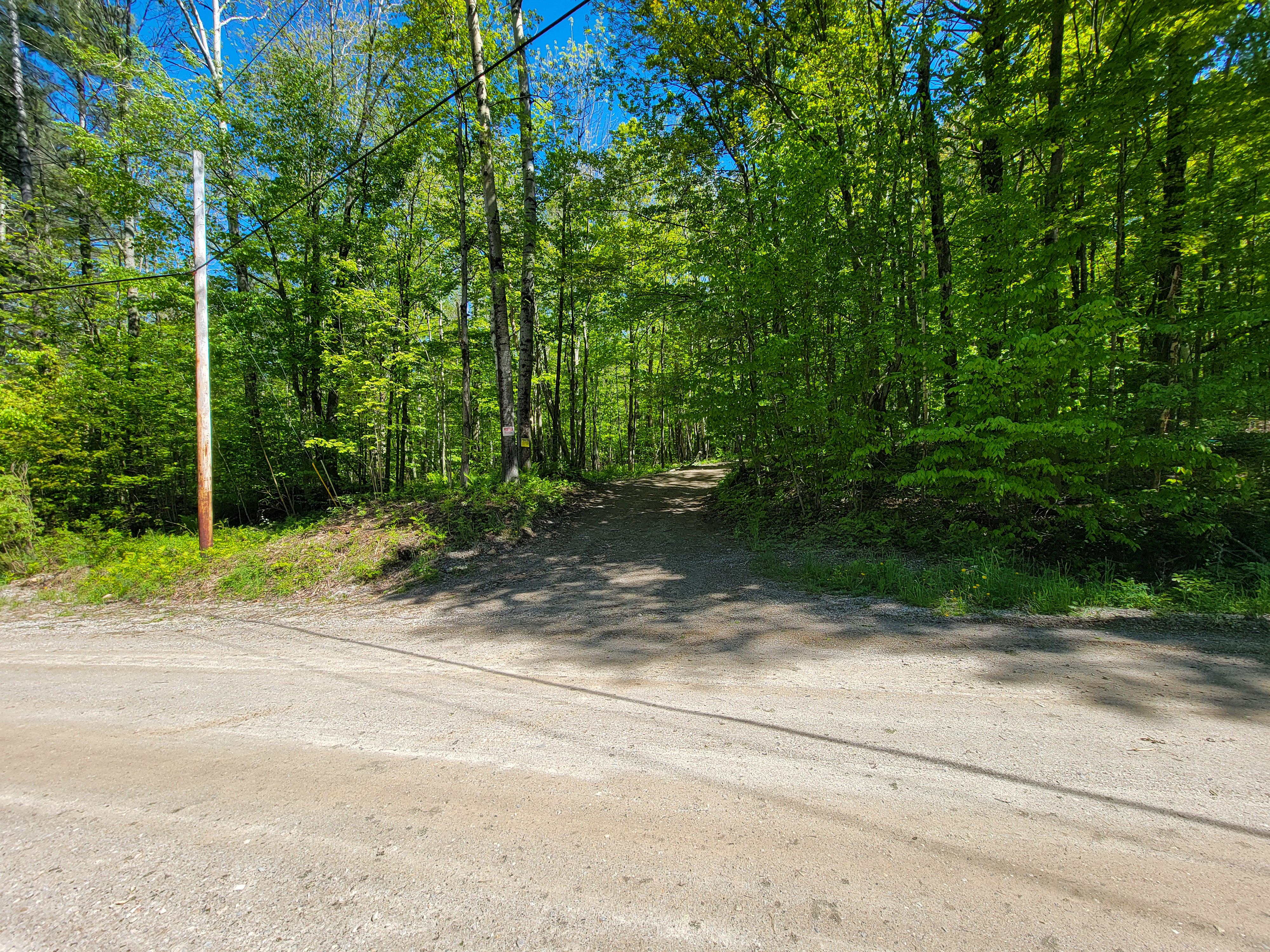 925 Hathaway Rd - Goshen
