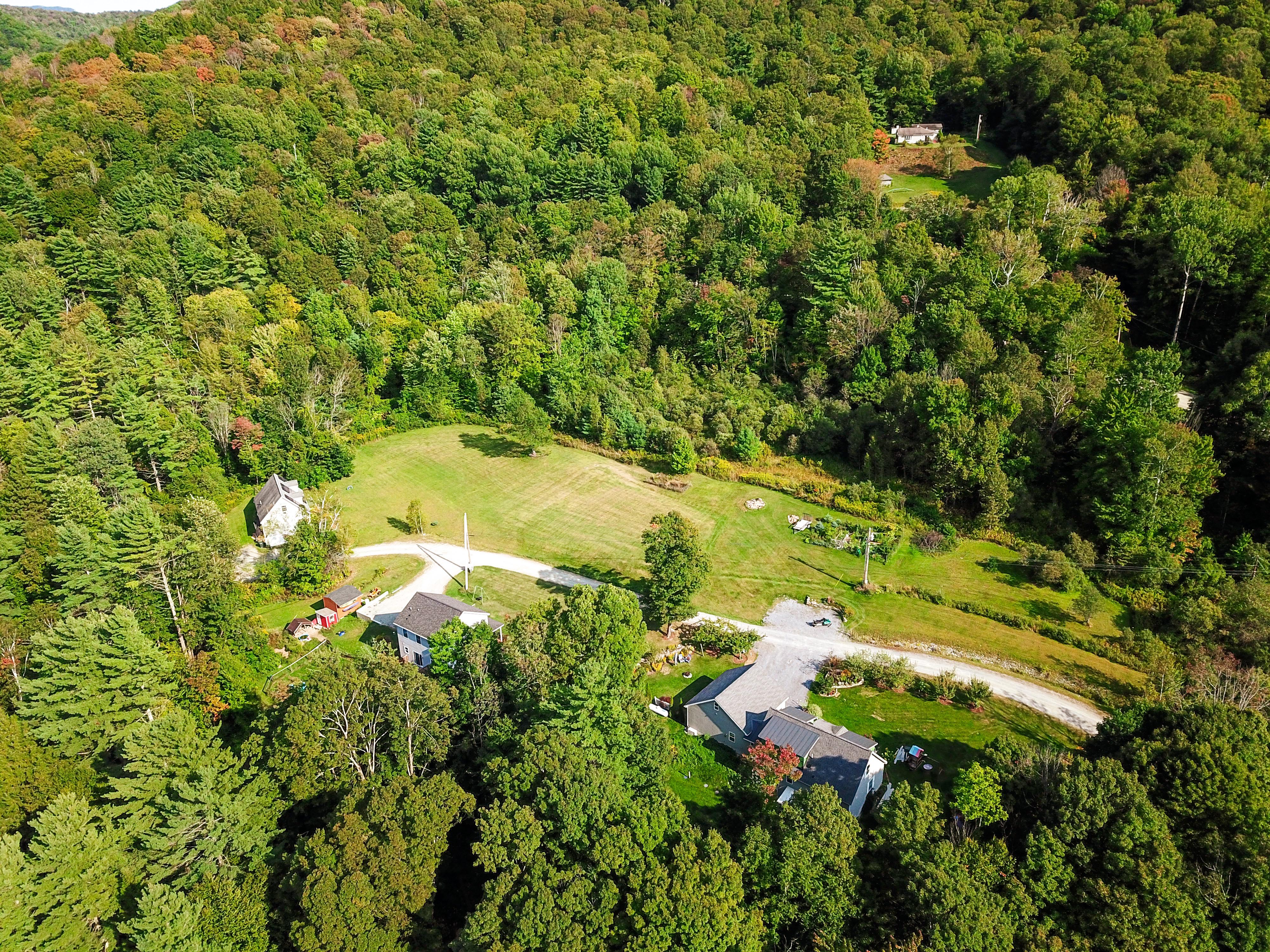 Listing Image 11