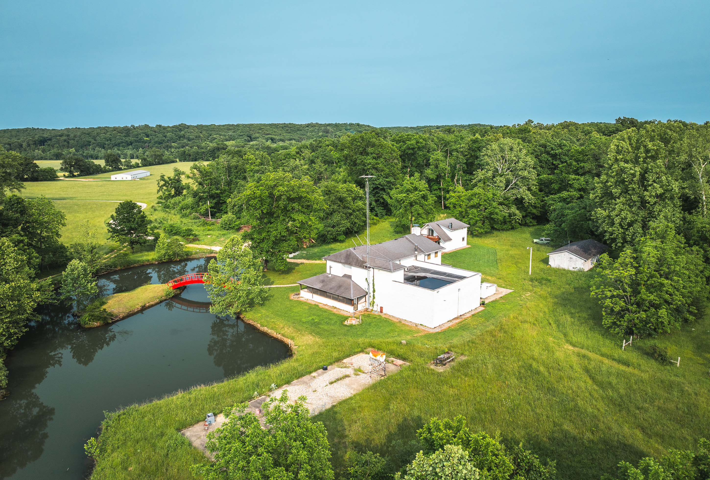 Listing Image 9