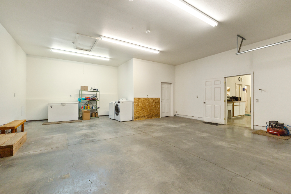 Listing Image 78