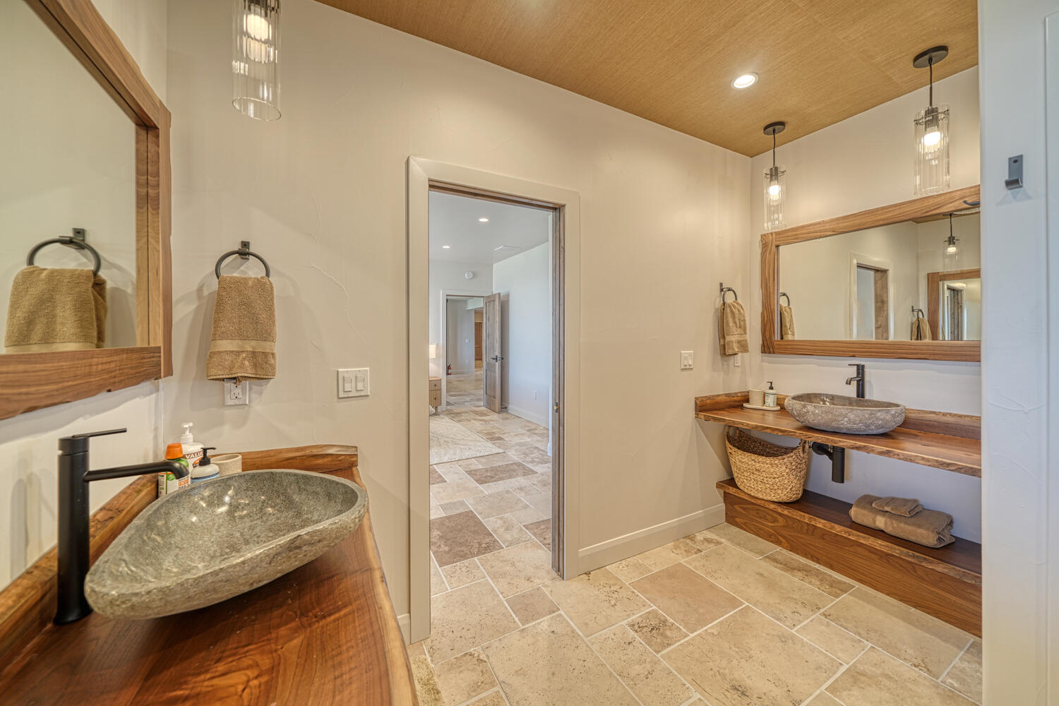 An heirloom-quality ranch estate set on 100 private acres at Maytag Mountain Ranch.