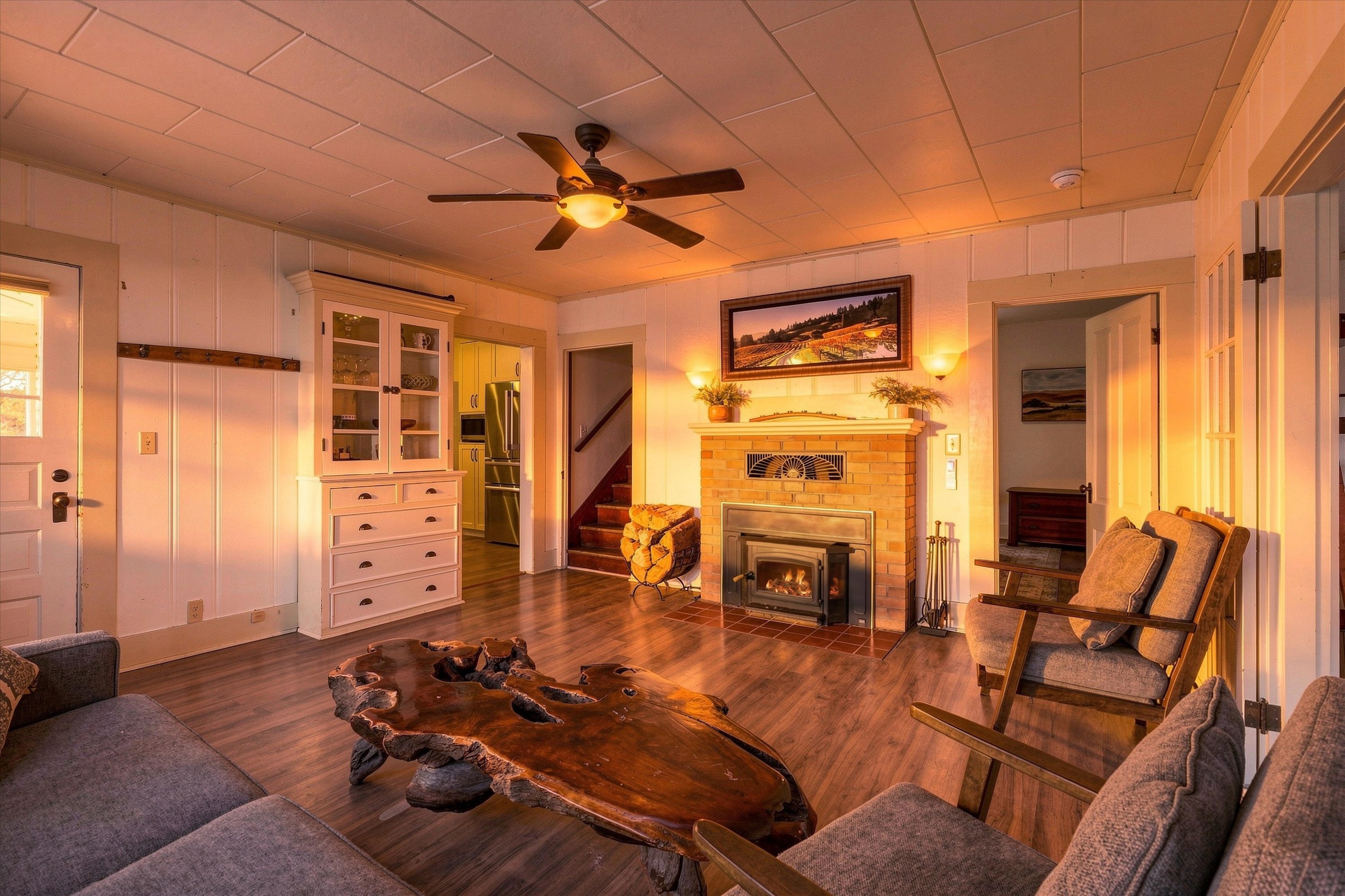 Listing Image 16