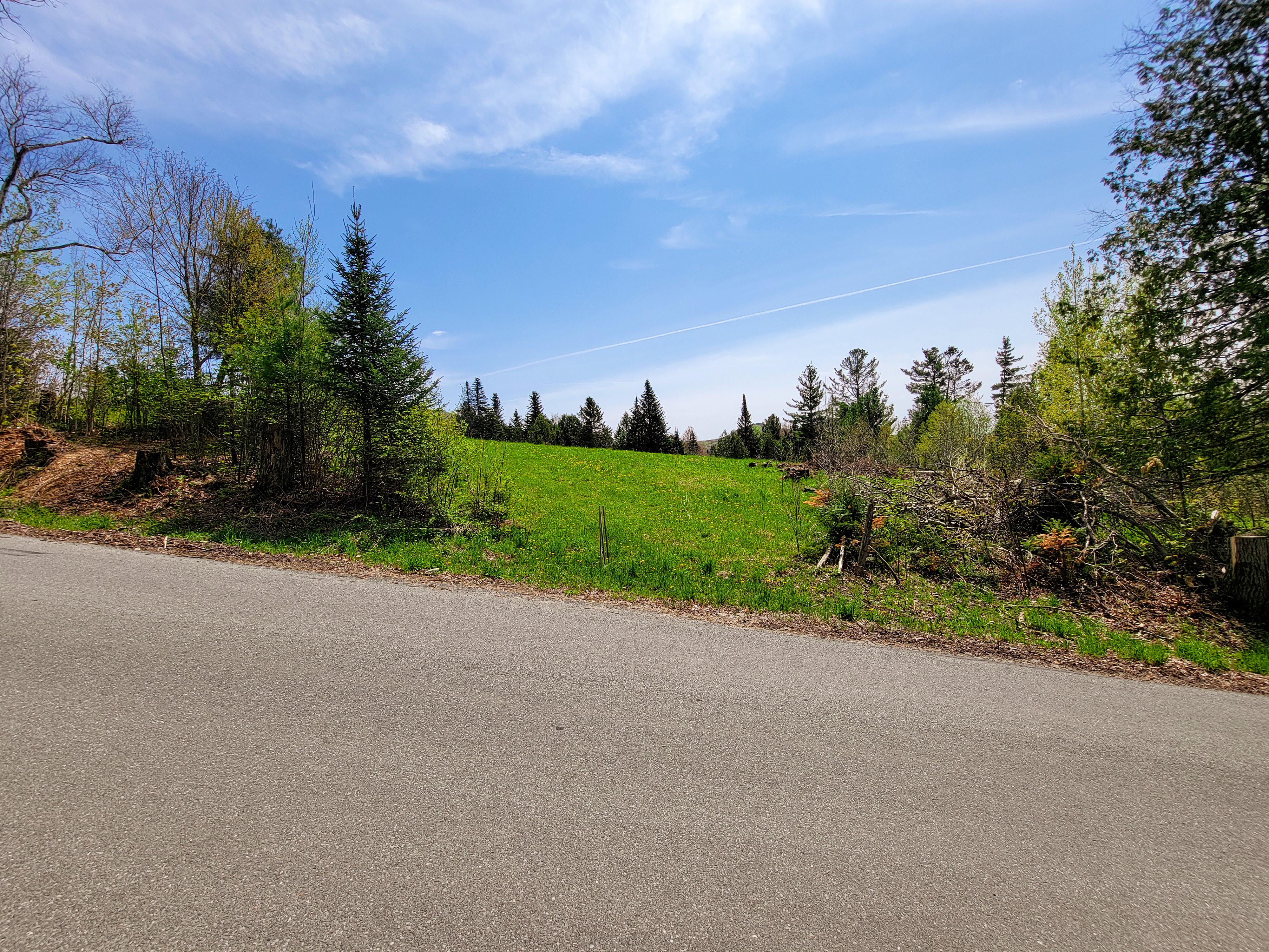 350 Hinton Hill Rd - Westmore