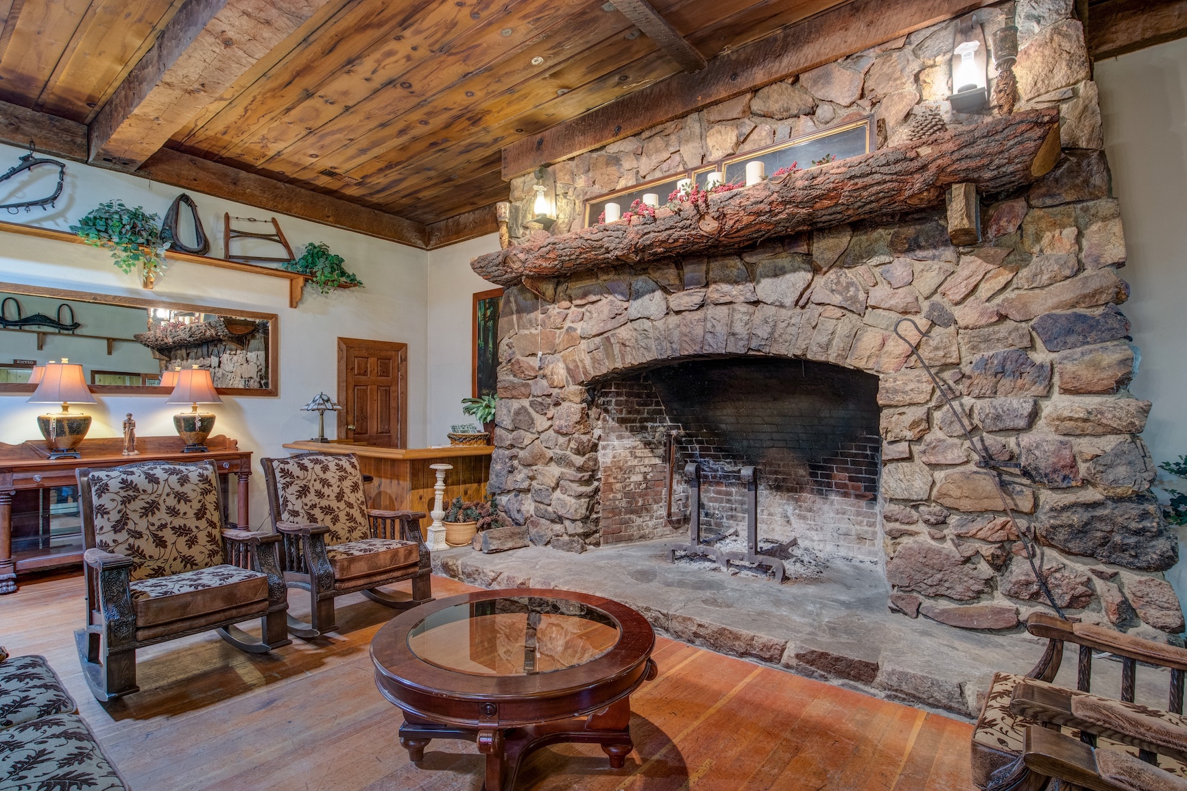 Camp Nelson Lodge