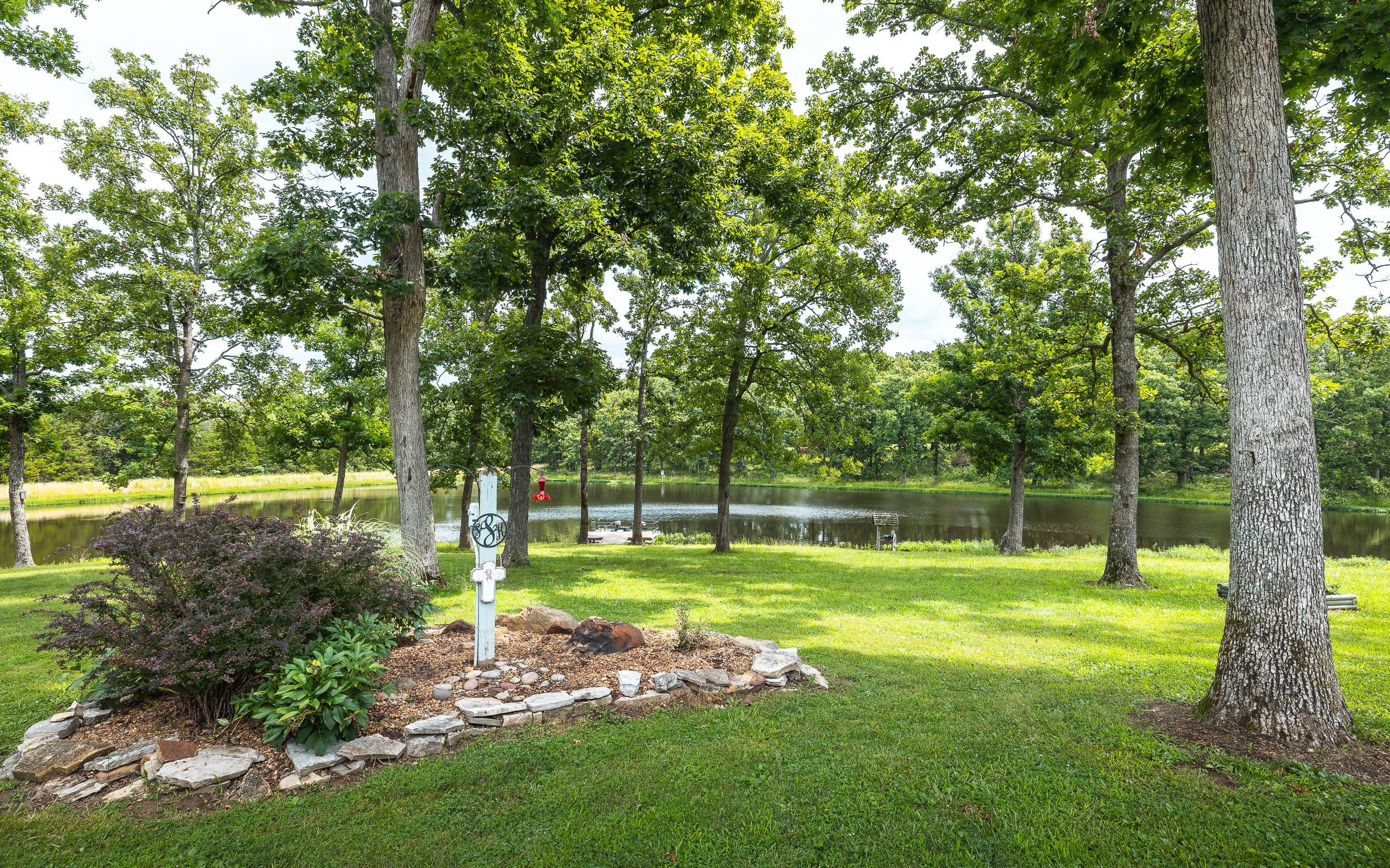 Pleasant Ridge Lake & Home