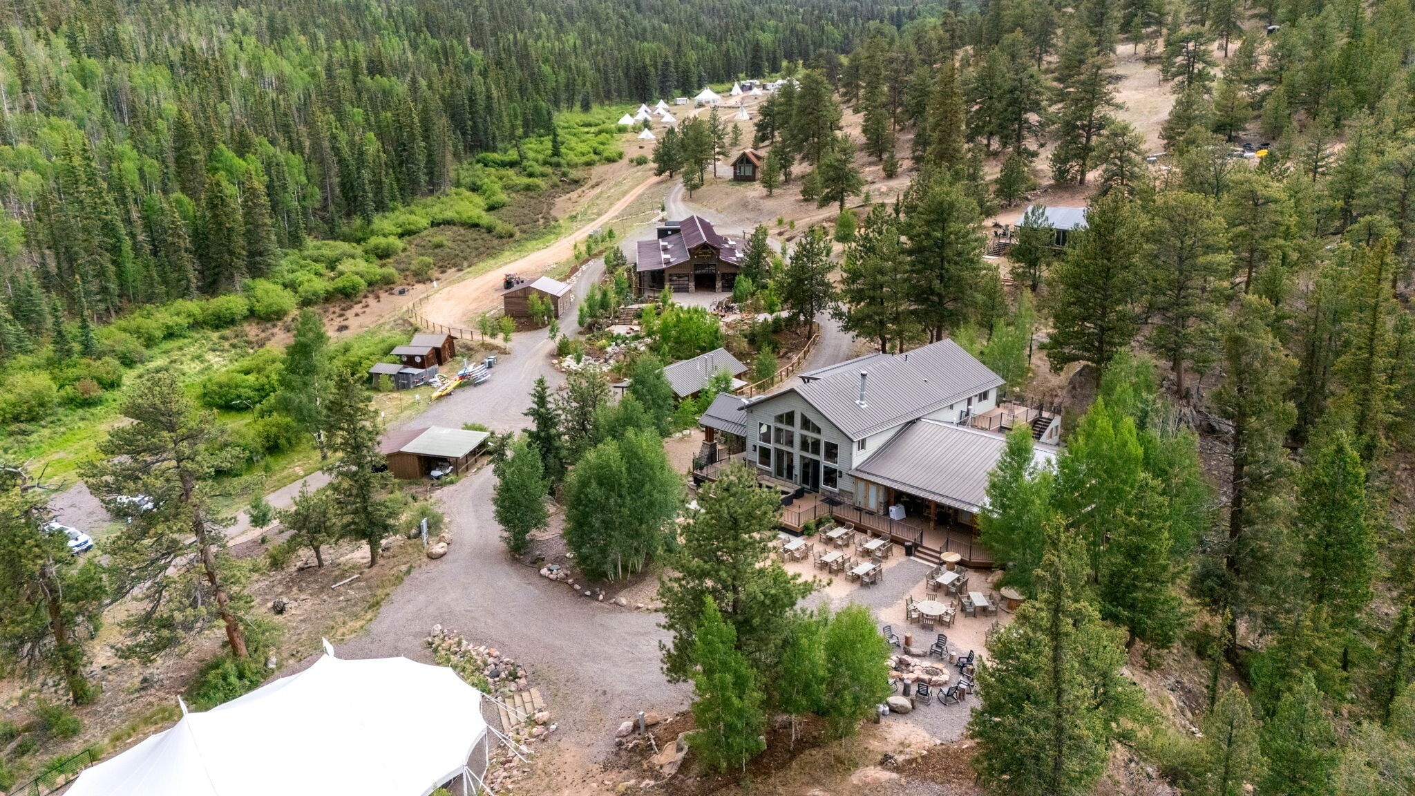 Bison Peak Lodge at Puma Hills