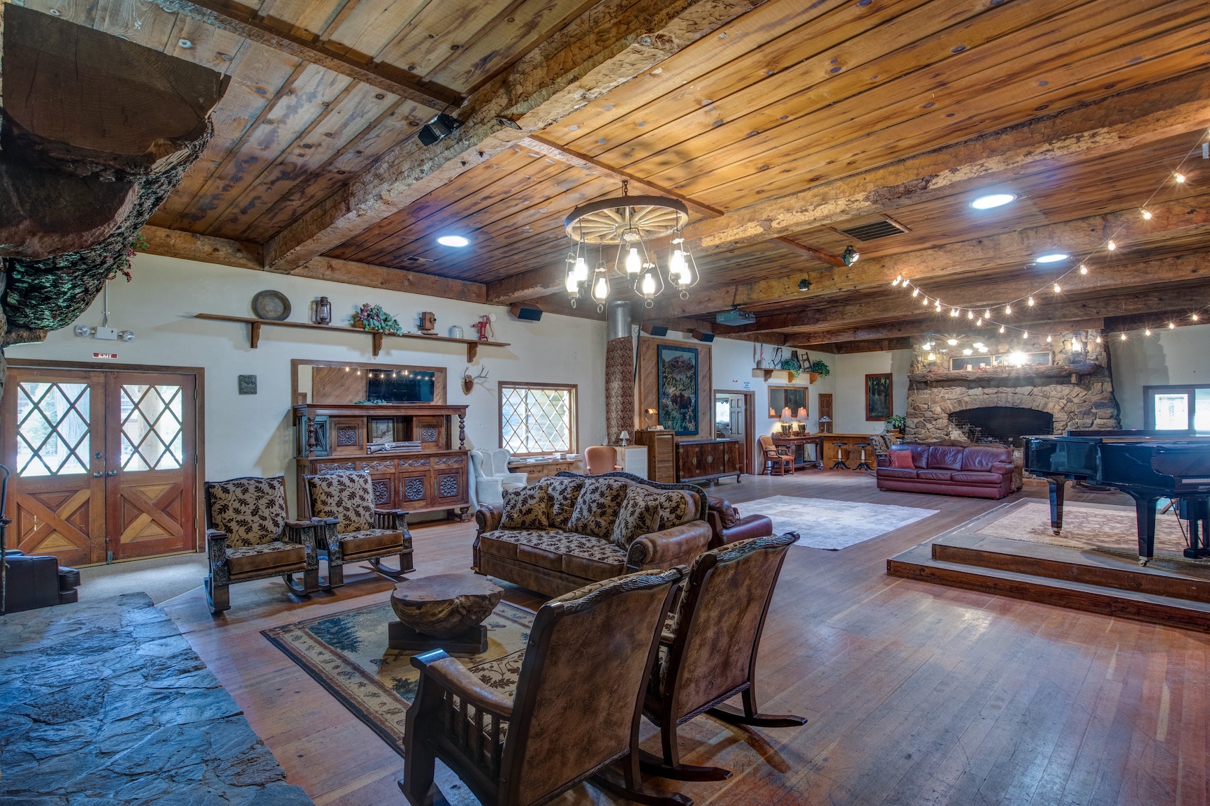 Camp Nelson Lodge
