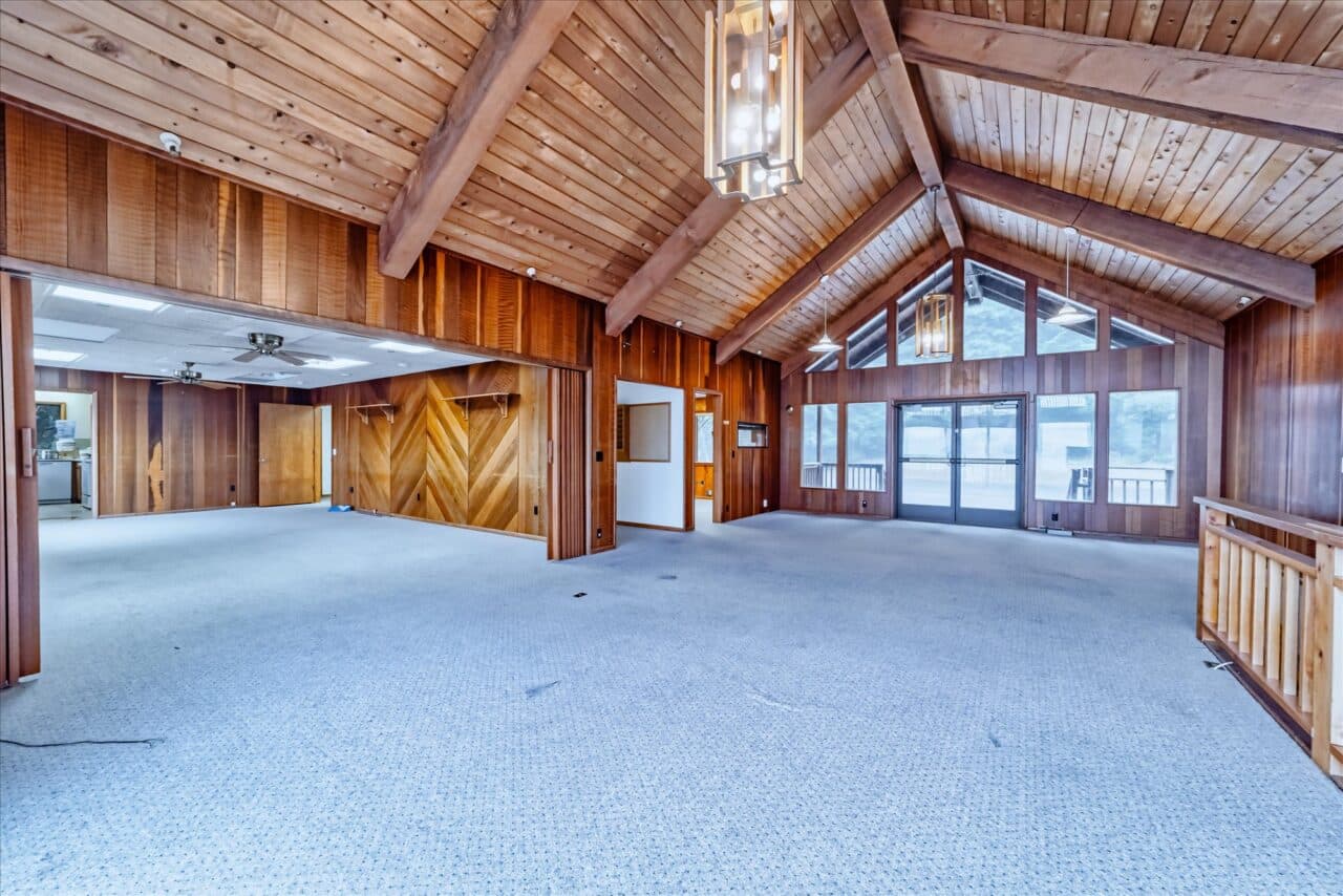 Smith River Lodge