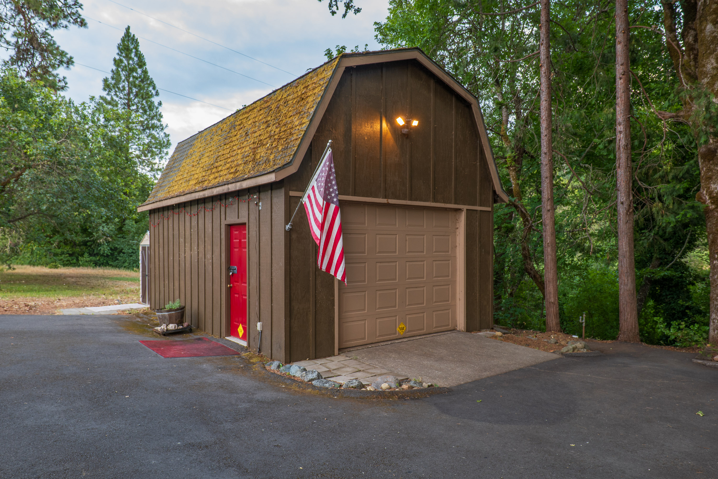 Listing Image 58