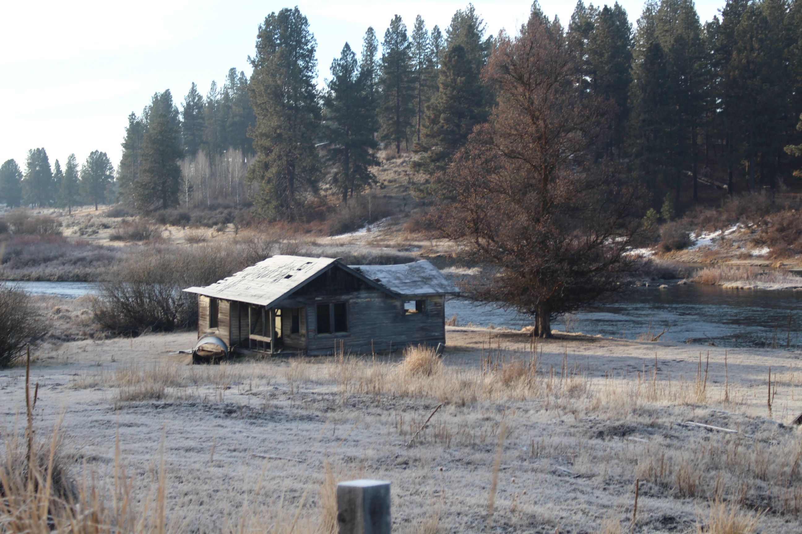 KIRCHER'S WHERE THE COLD-WATER RIVERS MEET THE MOUNTAINS Williamson/Sprague Rivers