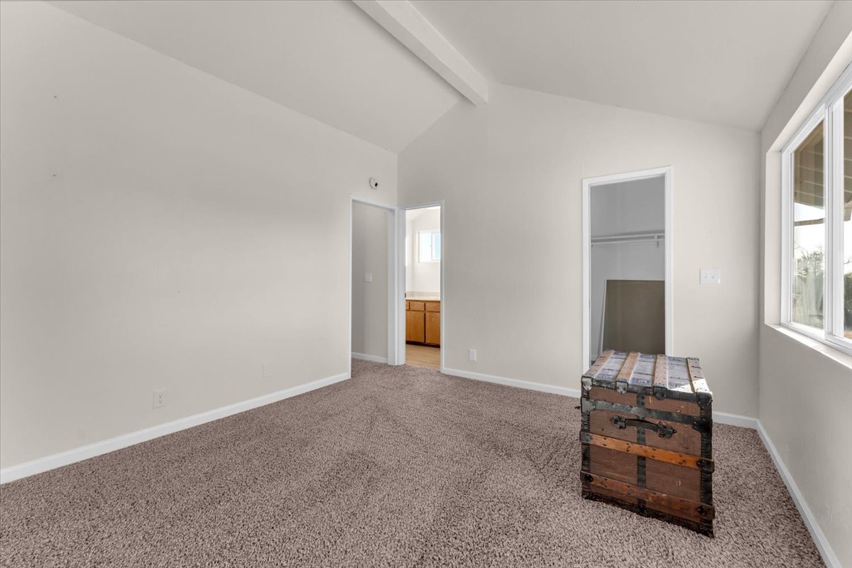 Listing Image 64