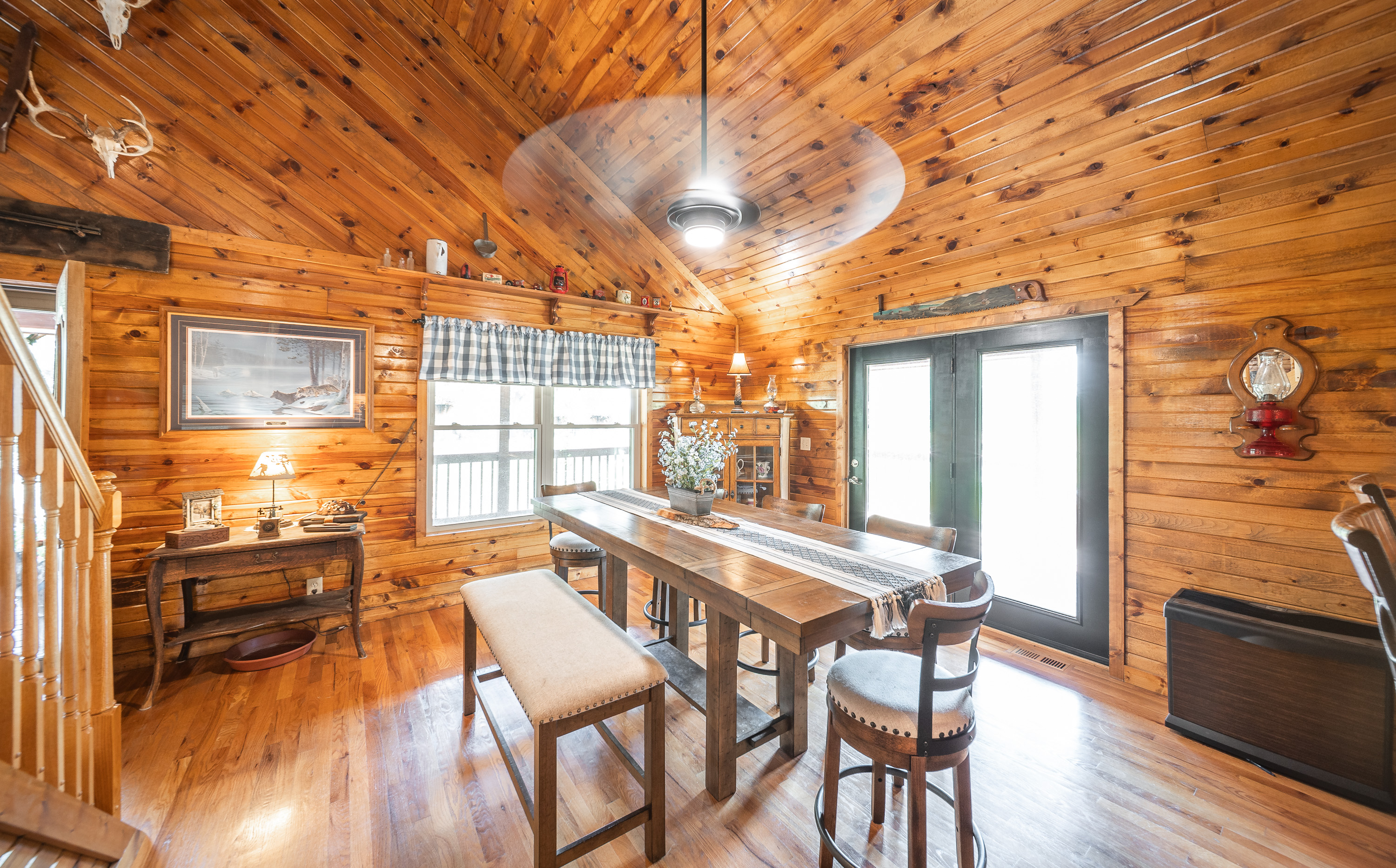 Coombs Luxury Cabin