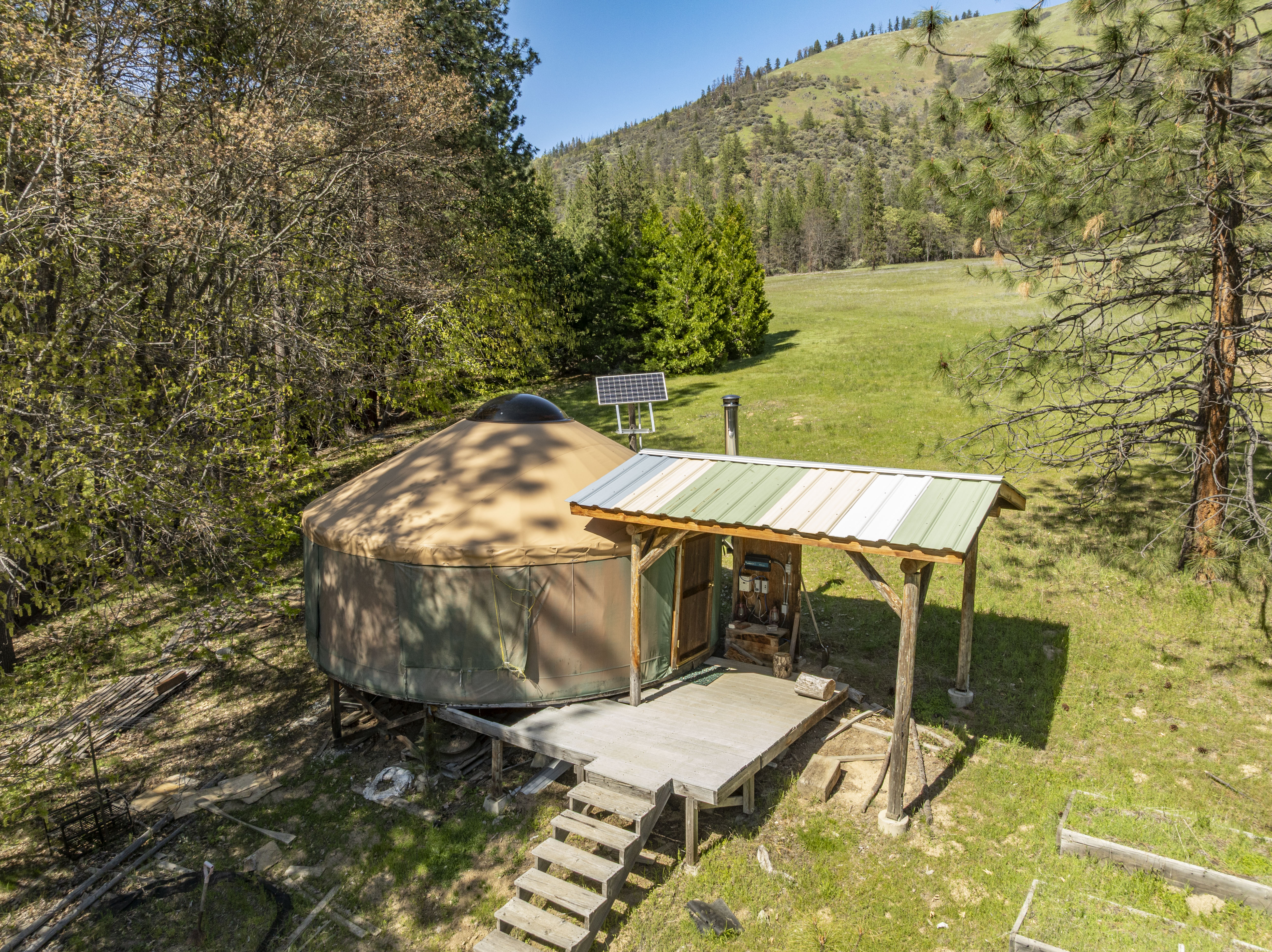 Wolf Gulch Farm - 7000 Little Applegate Road