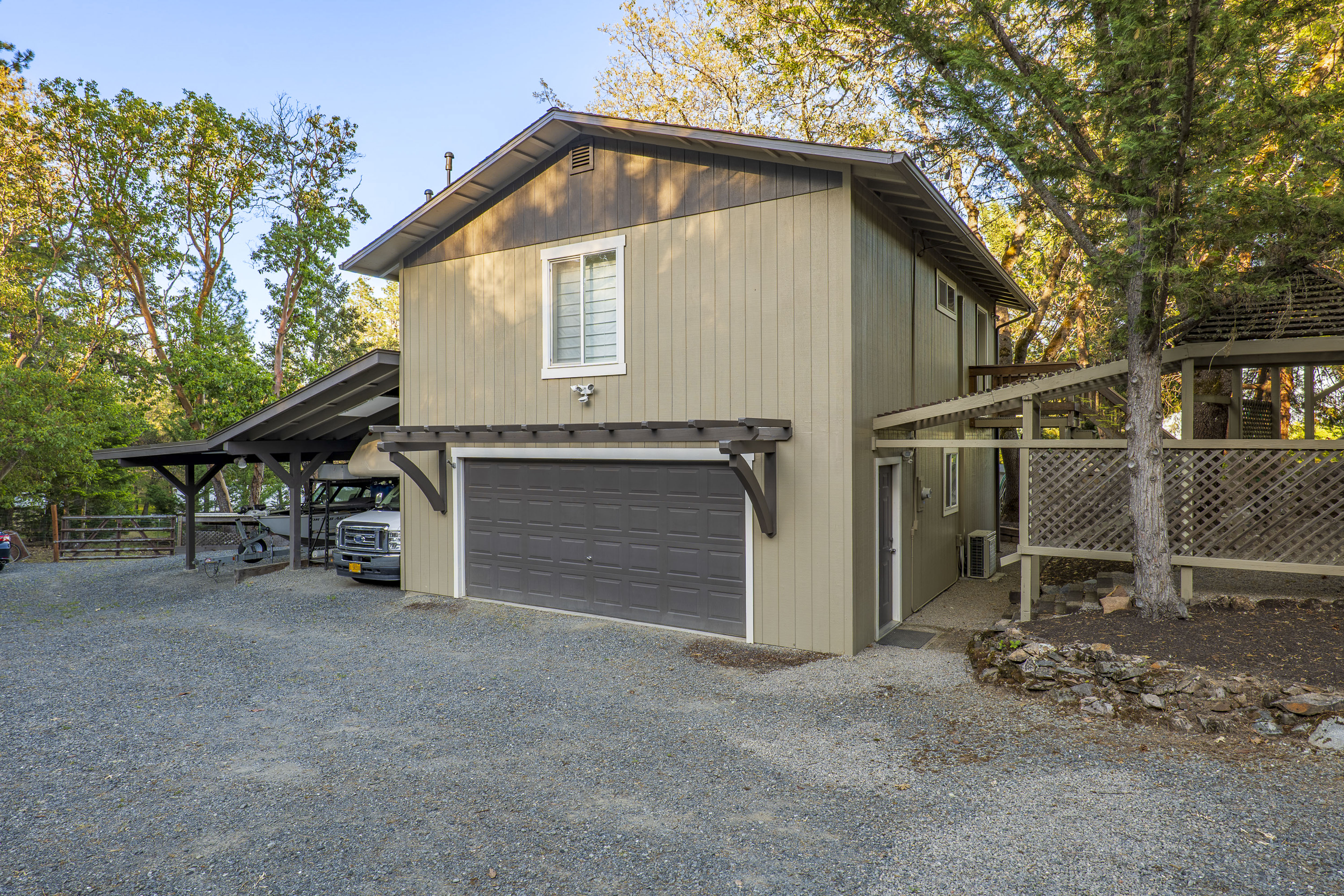 Listing Image 40