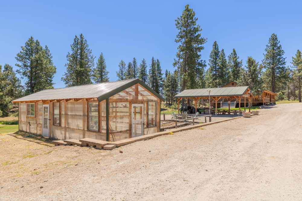 Listing Image 84