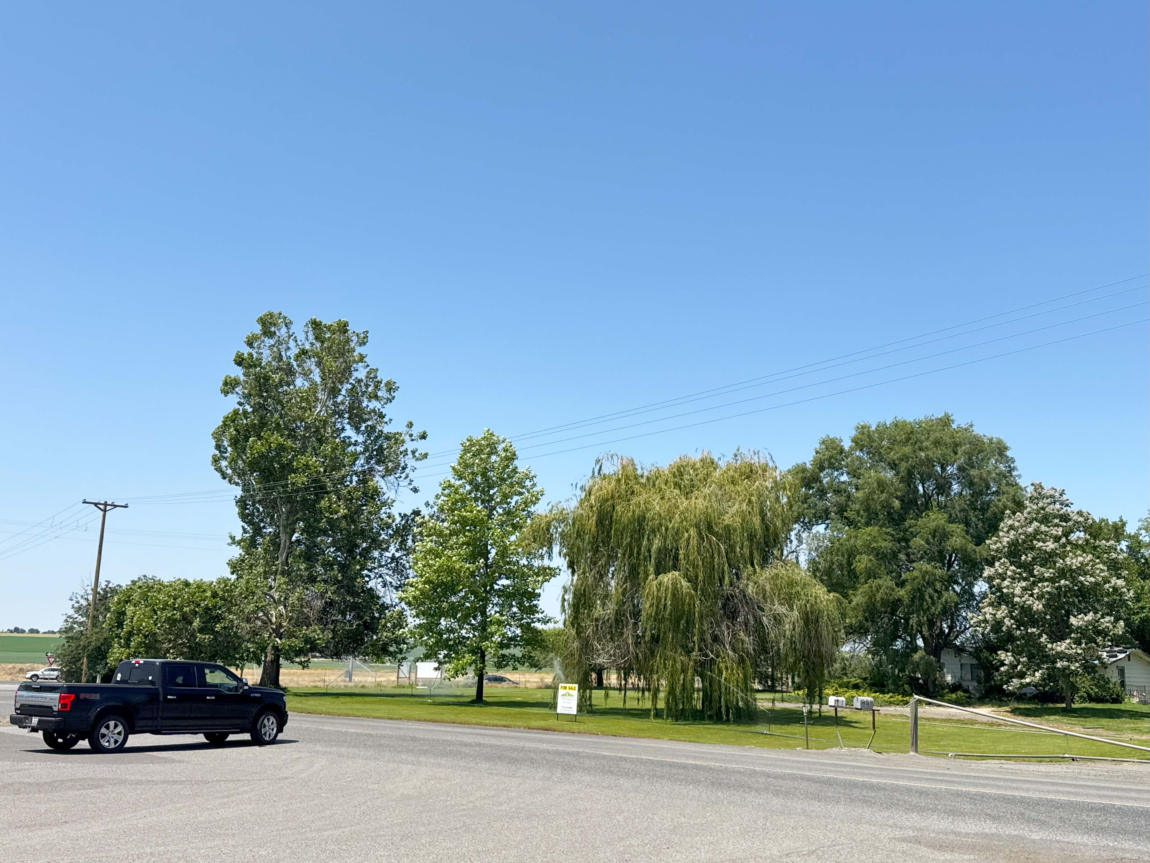 Freeway Frontage in the county!