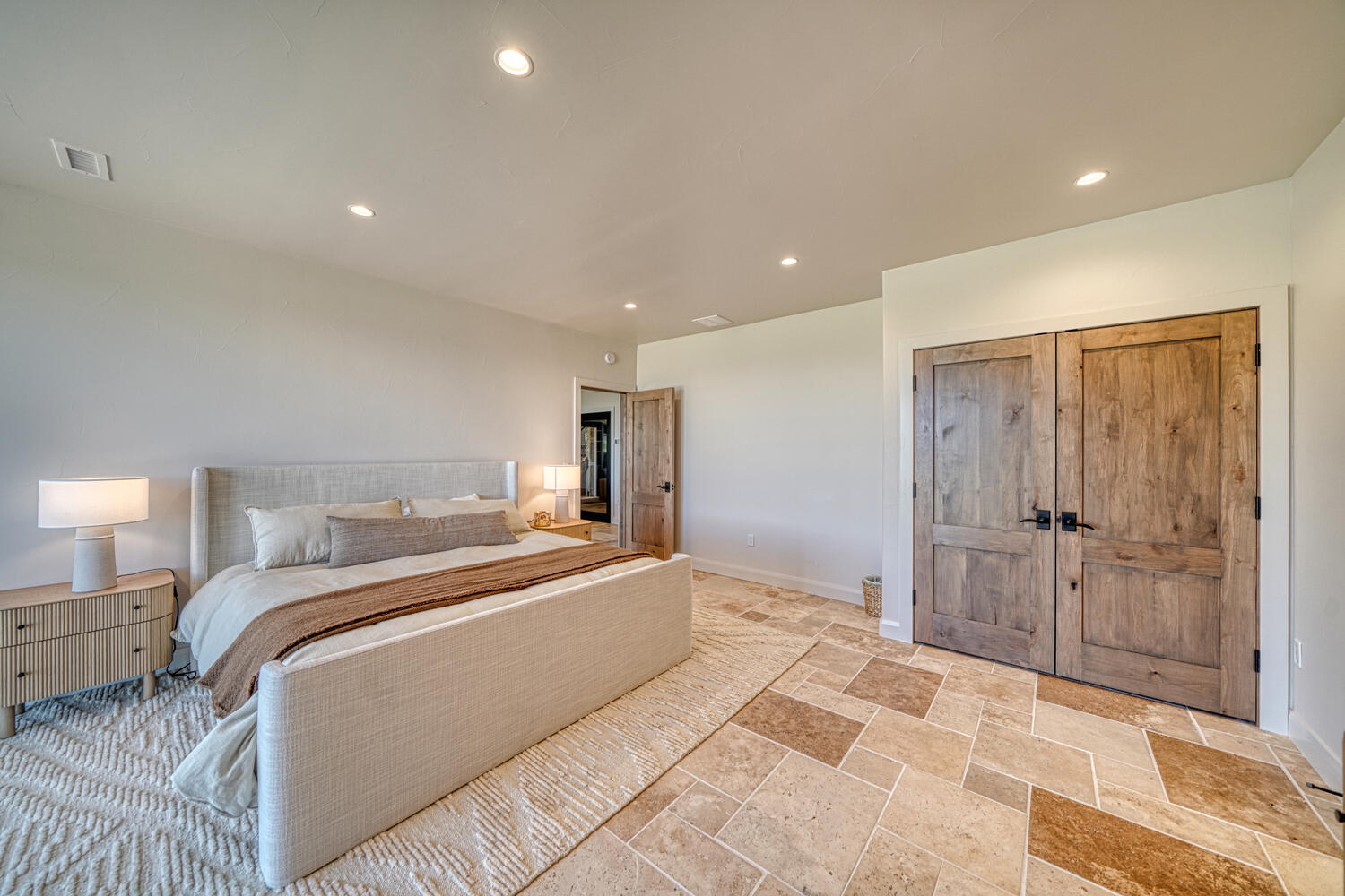 An heirloom-quality ranch estate set on 100 private acres at Maytag Mountain Ranch.
